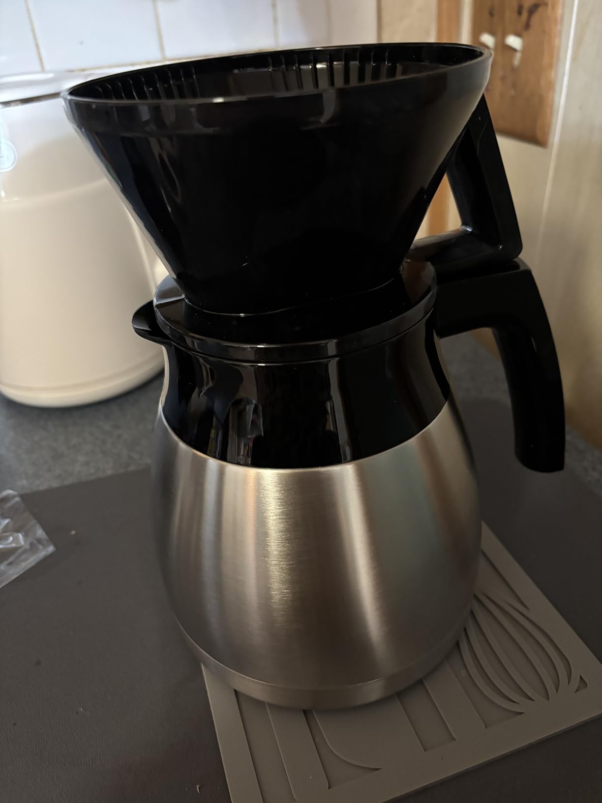 Melitta Pour-Over Coffee Brewer & Stainless Steel Carafe Set with Coffee Filters, 42 Ounce Set customer photo 1