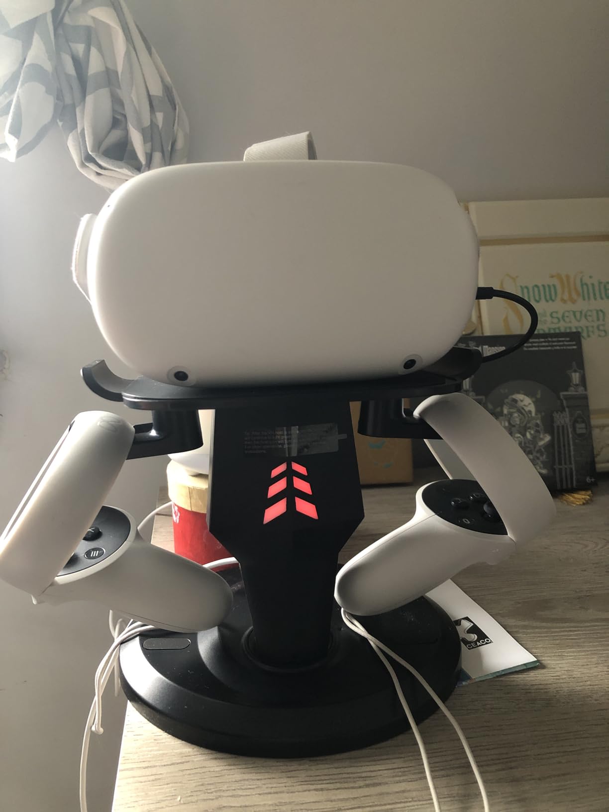 VR Headset Charging Dock for Meta Quest 3/Quest 3S/Quest 2, VR Charging Stand for Quest 3 Accessories VR Stand Supports Charging Headset with Type C Cable and fit Controller with Cover customer photo 2