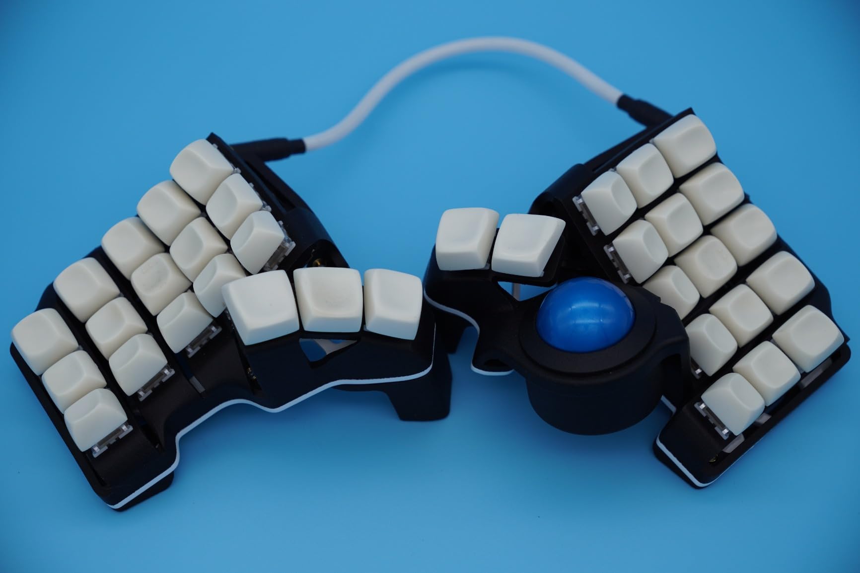 GAZZEW U4T RGB Switch, Thocky 65g Tactile 5Pin Switch for Custom Mechanical Gaming Keyboard (90PCS) customer photo 2