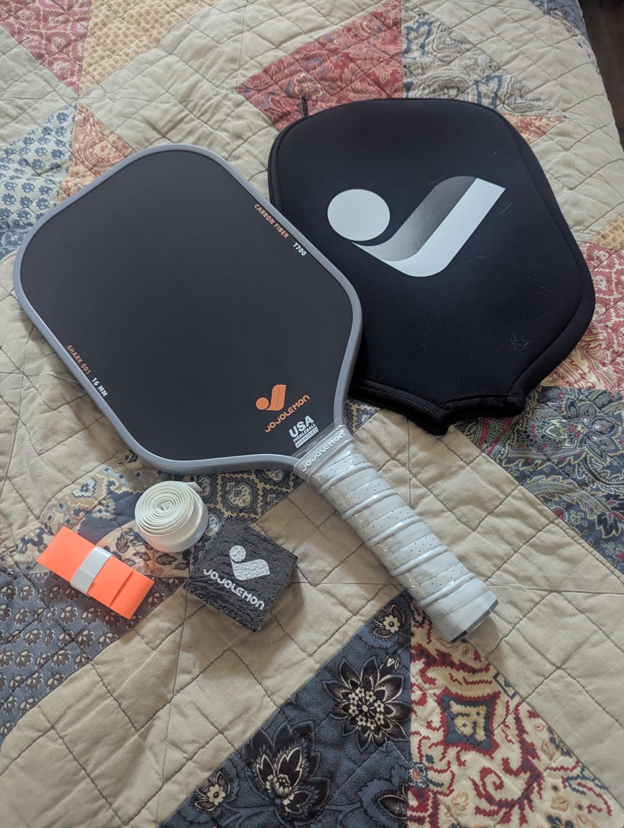 Pickleball Paddles, Carbon Fiber Pickleball Paddle with a 16mm Shark Power Polymer Core, The Pickleball Rackets Designed for Ultimate Spin & Consistency customer photo 1