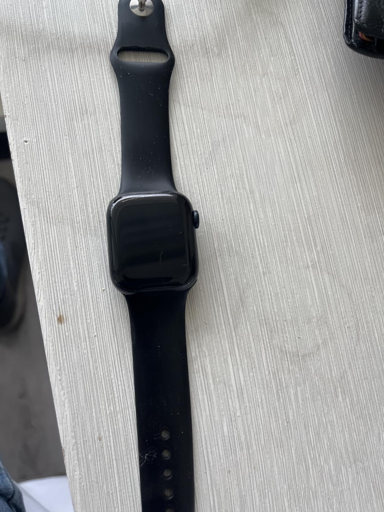 Apple Watch Series 9 [GPS 45mm] Midnight Aluminum Case with Midnight Sport Band, S/M (Renewed) customer photo 1
