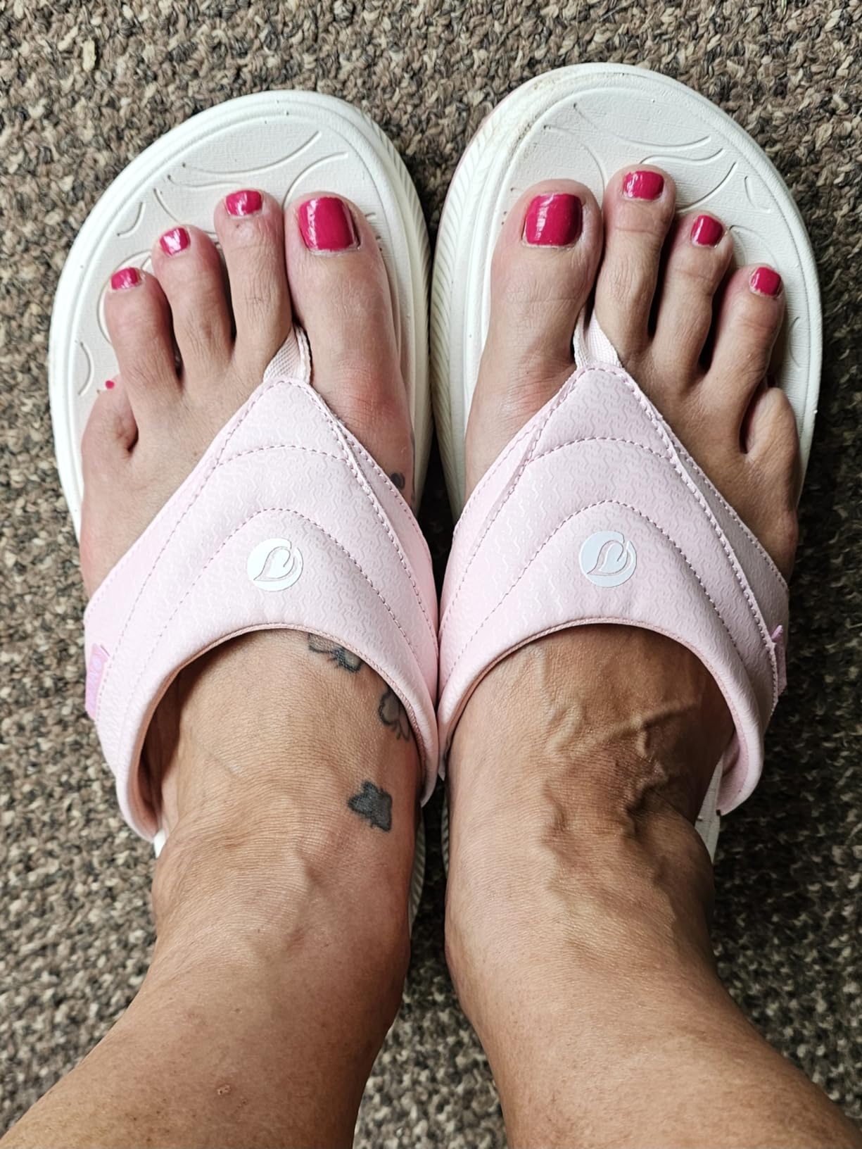 ONCAI Women's Orthotic Cushion Flip Flops Recovery Walking Sandals customer photo 2