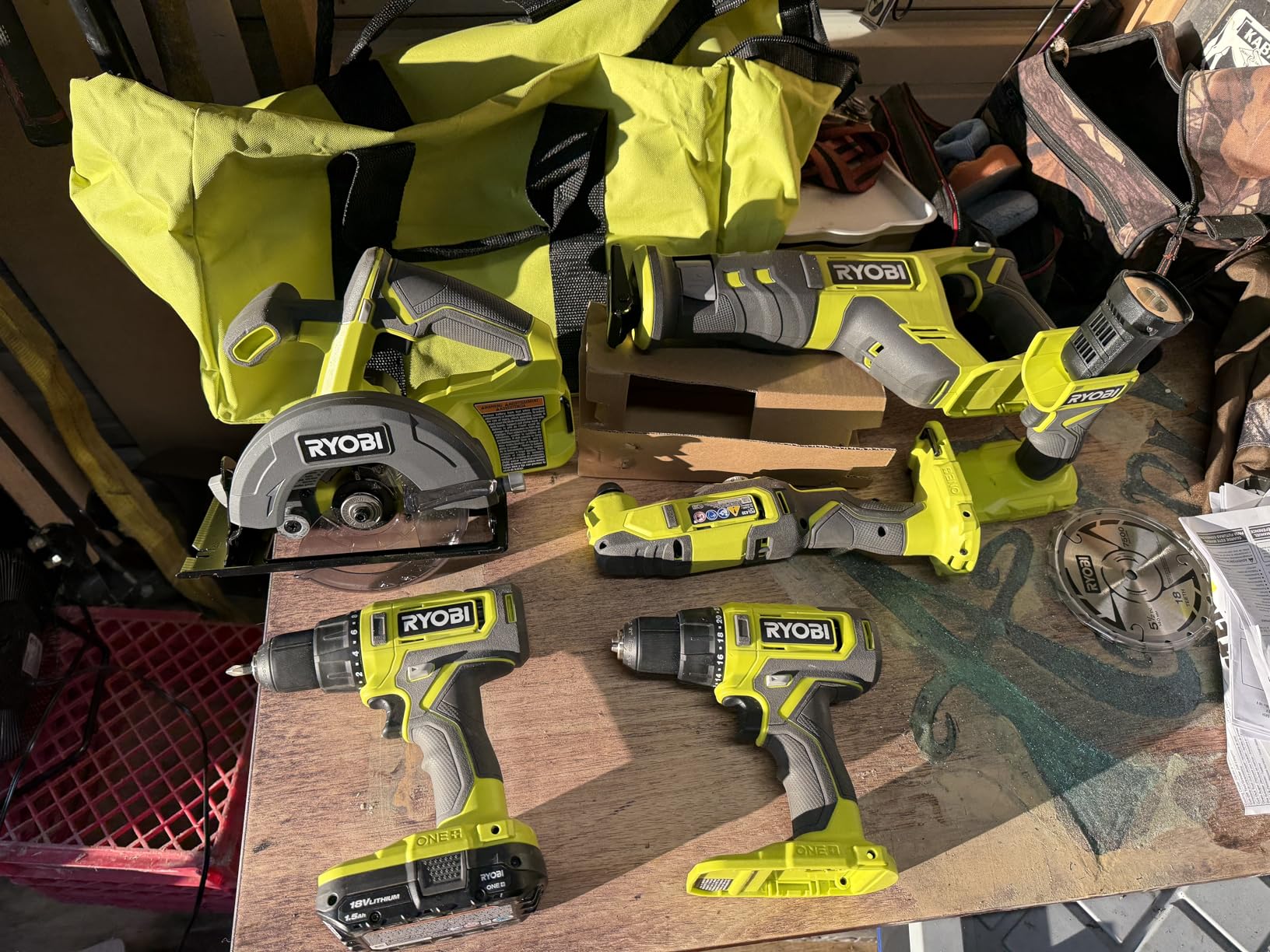 RYOBI ONE+ 18V Cordless 6-Tool Combo Kit with 1.5 Ah Battery, 4.0 Ah Battery, and Charger customer photo 2