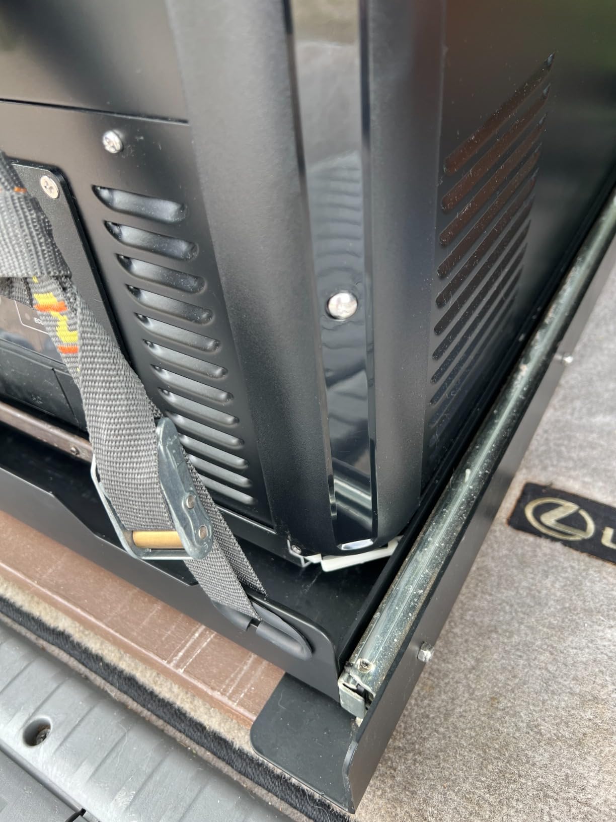 ICECO VL75 ProD 12V Refrigerator, Portable Freezer Fridge with AC/DC, 75L Dual Zone Car Fridge [Olive Green Special Edition] customer photo 1