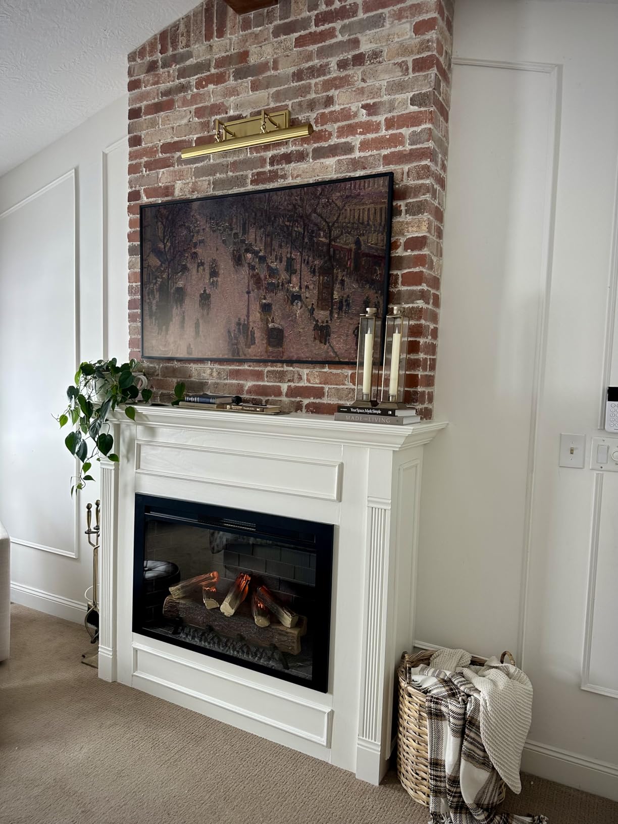 50-Inch Class QLED 4K LS03D The Frame Series Quantum HDR Smart TV w/Dolby Atmos, Art Mode, Anti-Reflection, Customizable Frame, Slim Fit Wall Mount with Alexa Built-in (QN50LS03D, 2024 Model) customer photo 2