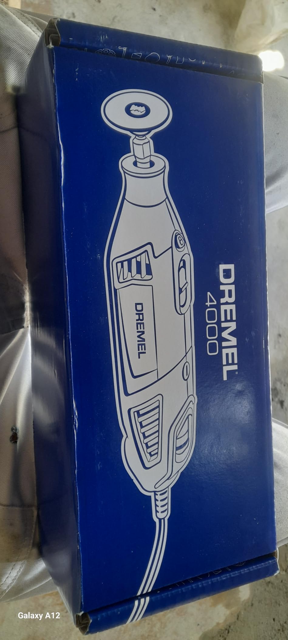 Dremel 4000-2/32 Variable Speed Rotary Tool Kit-Engraver, Polisher, and Sander- Perfect for Cutting, Detail Sanding, Engraving, Wood Carving, and Polising- 2 Attachments & 32 Accessories customer photo 2