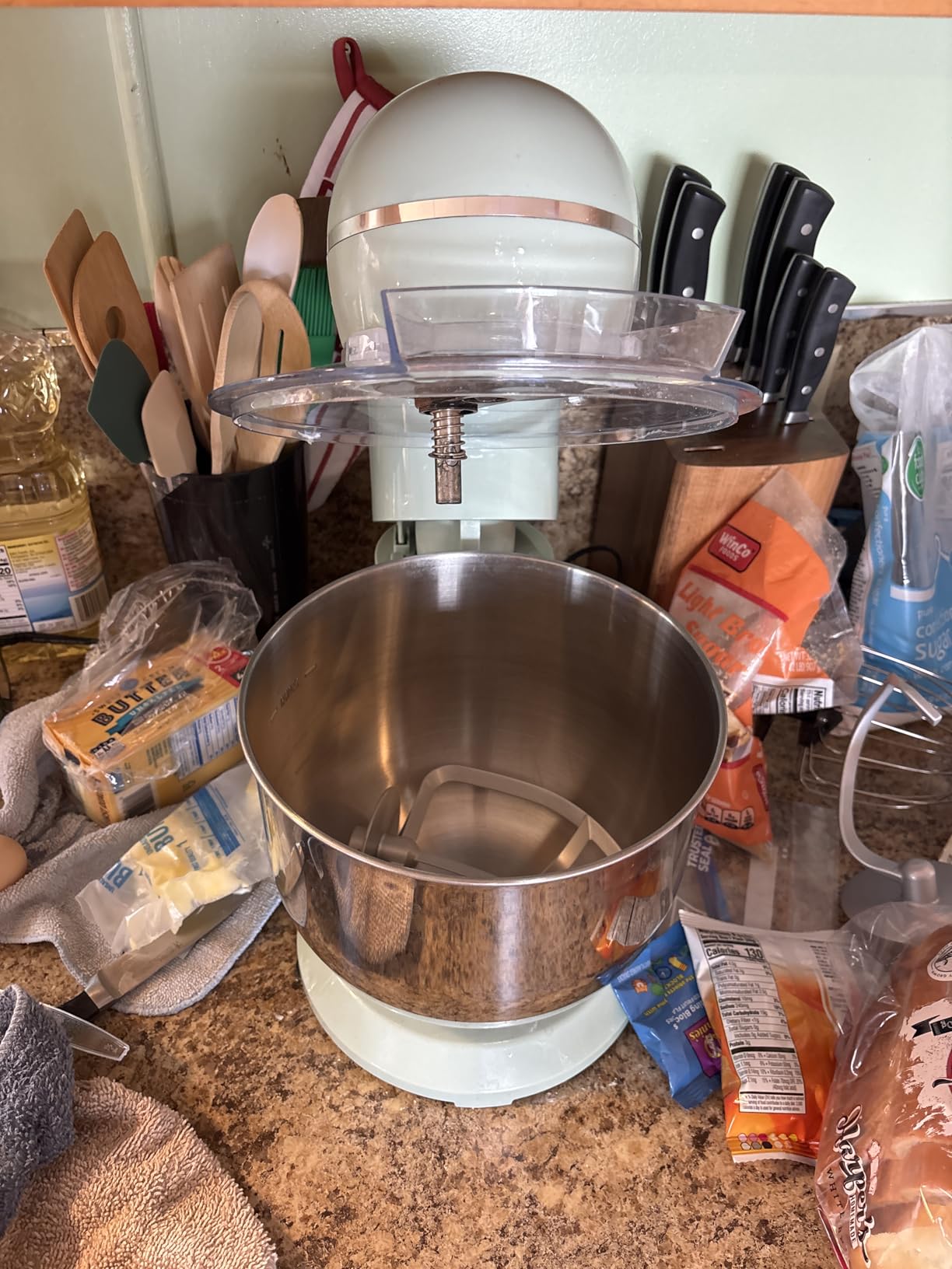 Stand Mixer, 6.5QT 10-Speed Tilt-Head Electric Stand Mixer, 3-In-1 Kitchen Mixer with Bowl, Dough Hook, Whisk and Beater, Food Mixer for Baking, Cake and Most Home Cooks, Red customer photo 1