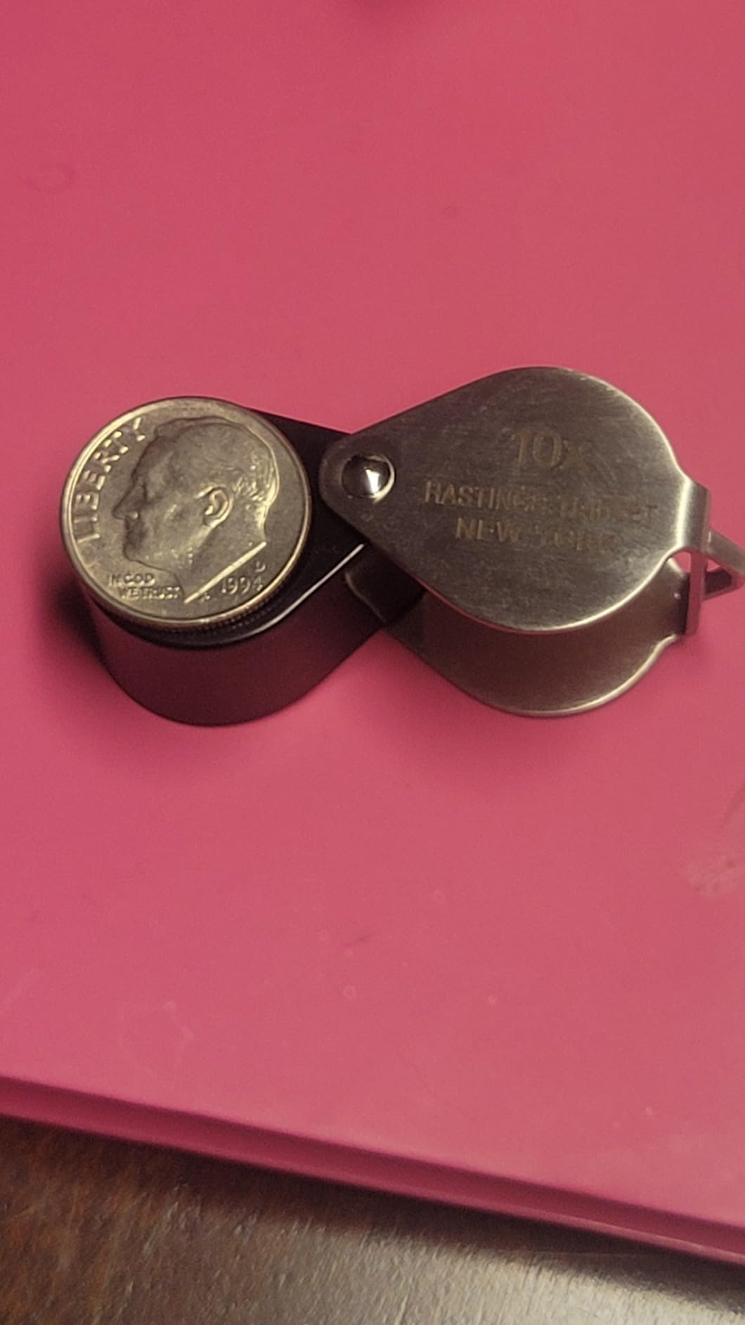 Hastings Triplet Loupe 10X Jeweler's Loupe with 16mm Triplet Lens Foldable Tiny Loupe Magnifier Gemstone Magnifying Tool with Cloth Bag for Jewelry, Diamond, Coins, Watches and Stamps customer photo 2