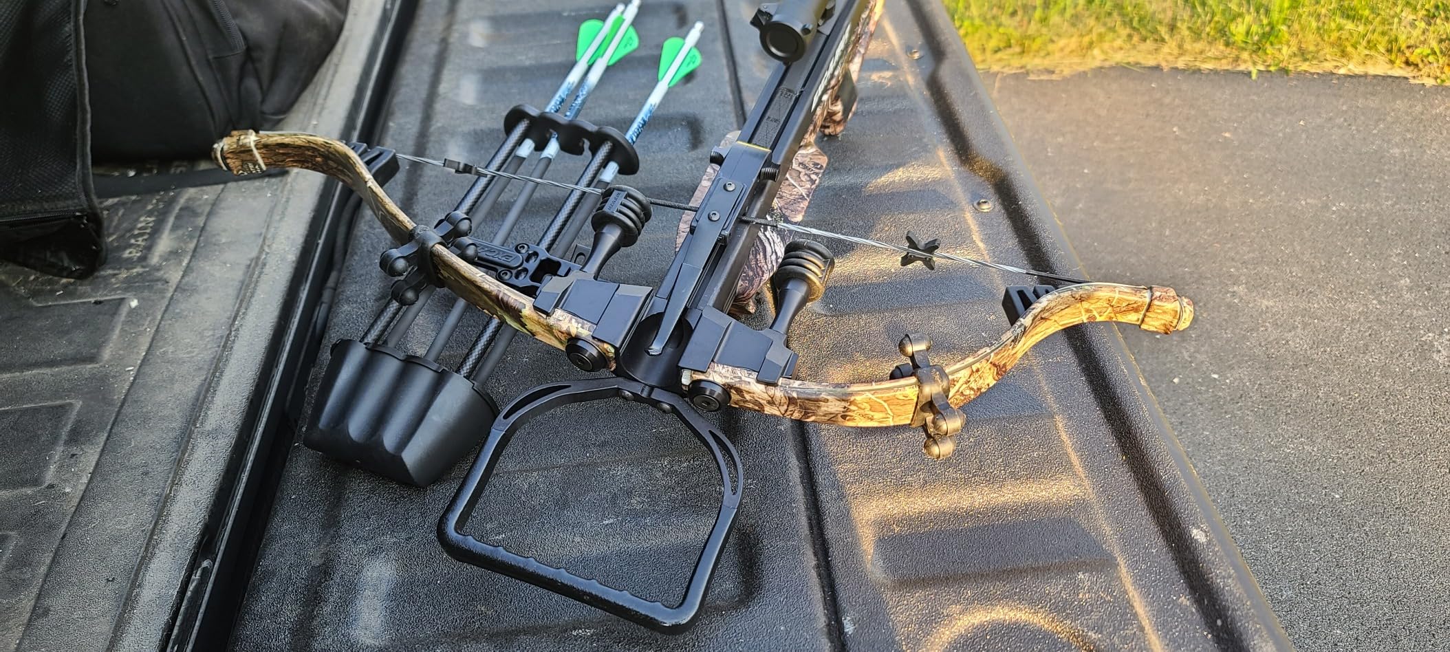 Excalibur REV X Accurate Lightweight Quiet CeaseFire Archery Hunting Crossbow - Scope, Scope Rings, 4 Proflight Arrows with 100Gr Field Points, Rebolts Quiver Included customer photo 2