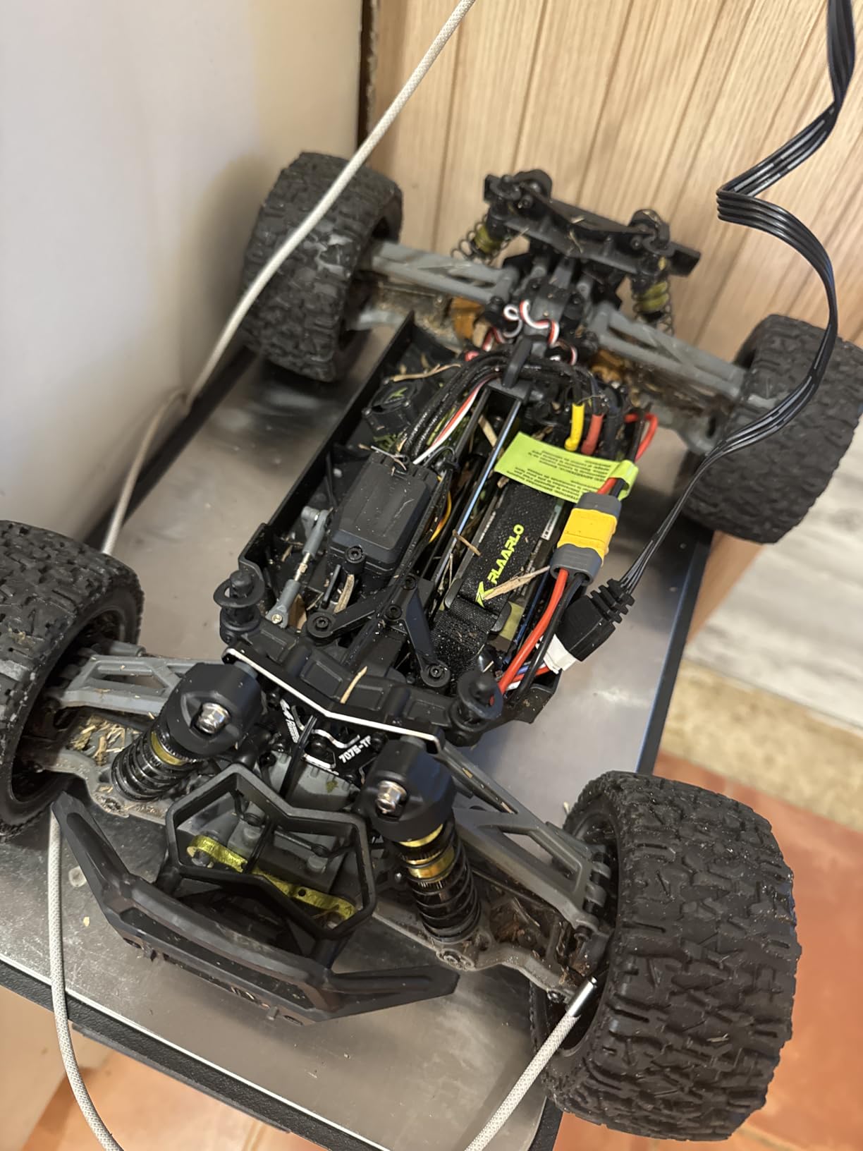 AMORIL 1/10 RTR Brushless Fast RC Cars for Adults,Max 50mph Hobby Electric Off-Road Monster Truck,Waterproof High Speed RC Car 4WD Remote Control Car with 3S Lipo,Green customer photo 1