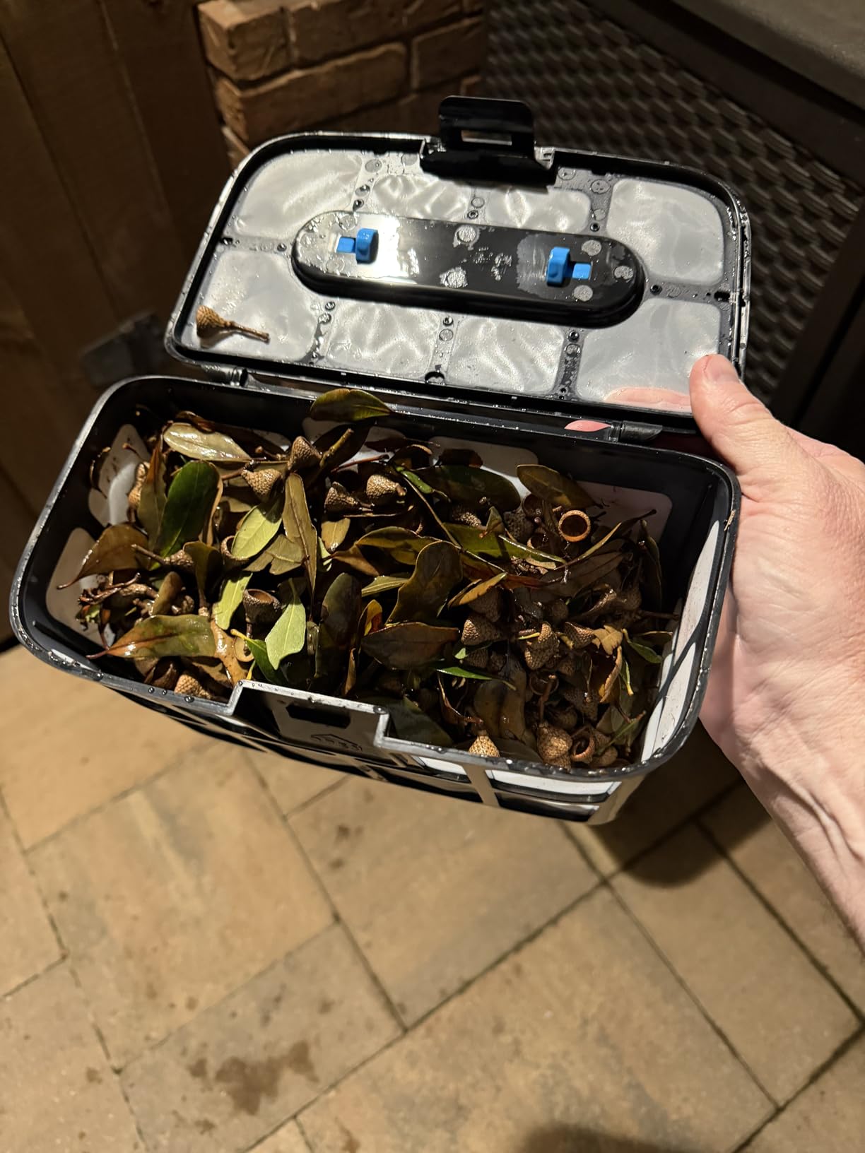 AIRROBO Cordless Robotic Pool Cleaner for Inground & Above Ground Pools, Smart Zigzag Navigation, Floor, Wall & Waterline Cleaning, 5000 GPH customer photo 2