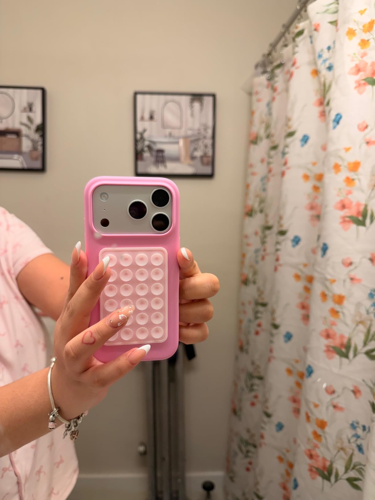 8PCS Silicone Suction Phone Case Mount, Non Slip Suction Cup, Hands-Free Phone Accessories Holder customer photo 2