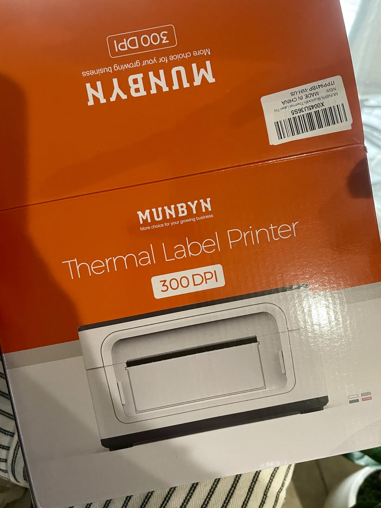 MUNBYN Bluetooth Thermal Label Printer 941BP, Wireless 300DPI 4x6 Shipping Label Printer for Small Business Compatible with Windows, Mac, iPhone, Android, PC, Ebay, Amazon, Shopify, Etsy, USPS (White) customer photo 1