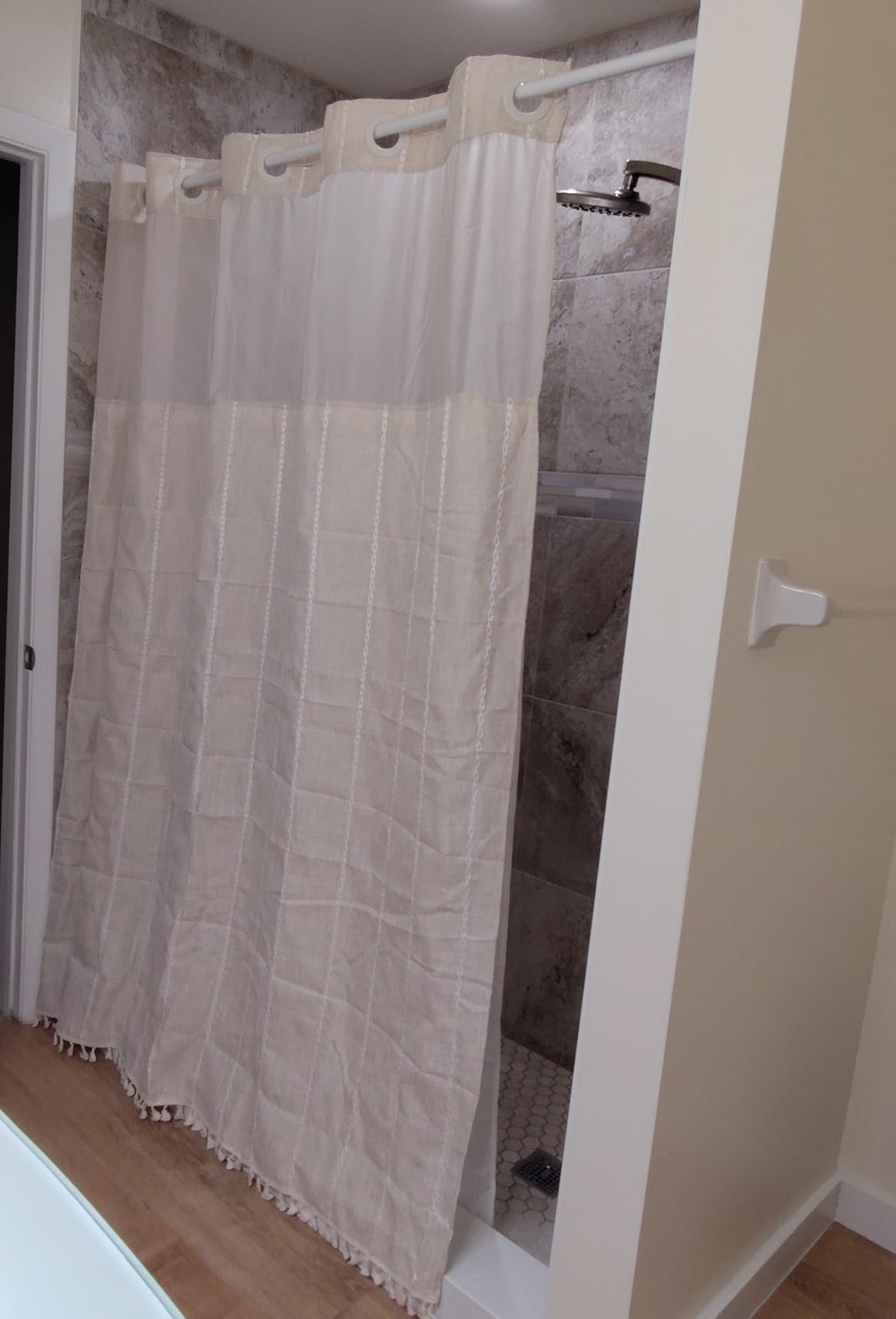 Ausemku Shower Curtain Rod Tension - 26-76 Inch Never Rust Non-Slip Spring Tension Curtain Rod No Drilling Stainless Steel Curtain Rod Use Bathroom Kitchen customer photo 1