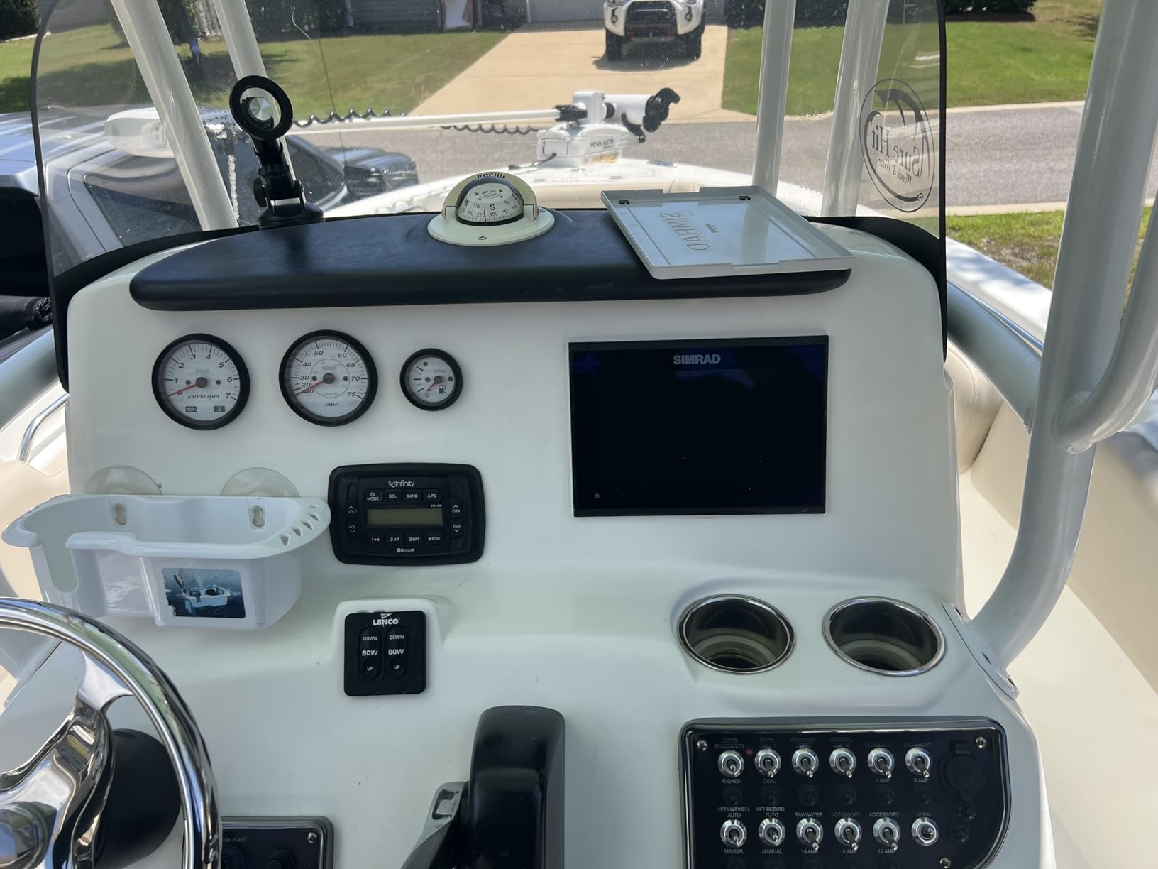 Simrad GO Chartplotter and Fish Finder, with Transducer and Radar Options, Preloaded C-MAP Discover Chart Card customer photo 1