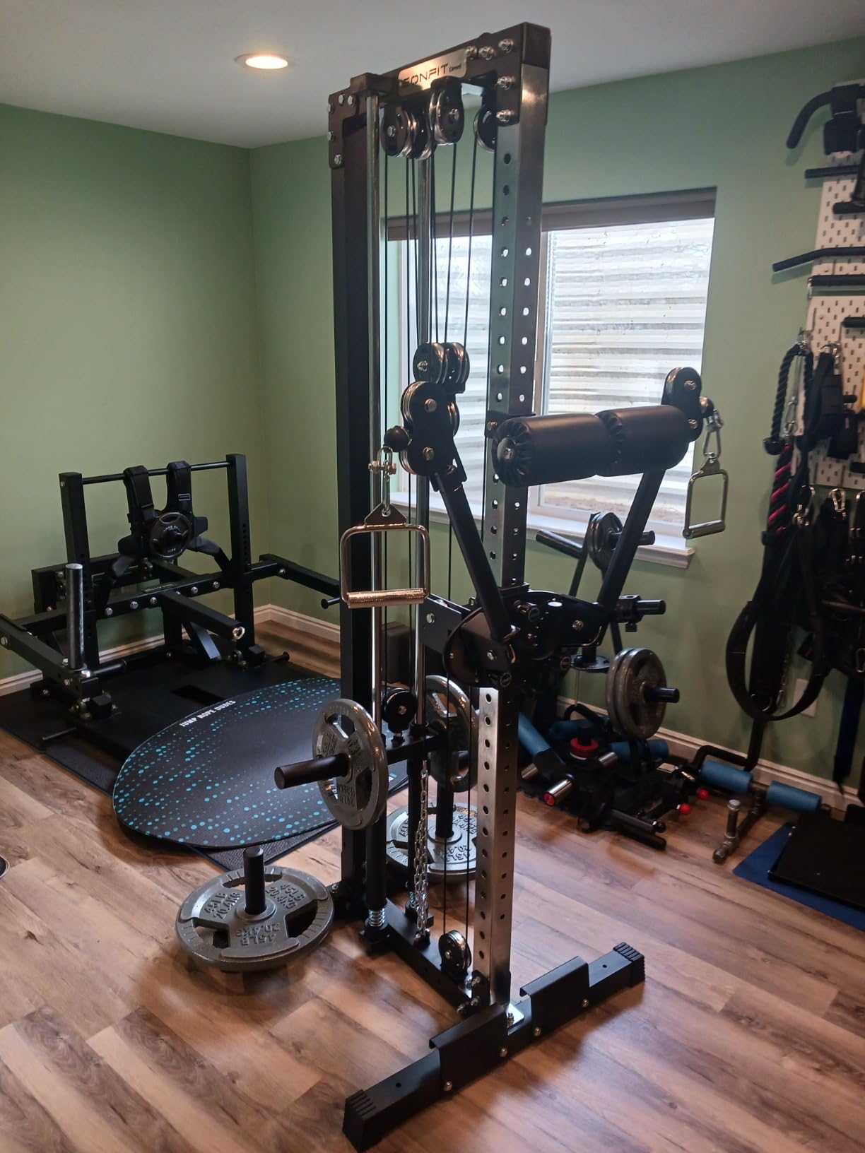 Eonfit E1 2.0 Wall Mounted Cable Machine for Home Gym, LAT Pulldown, Functional Trainer, Cable Crossover Machine Workout Station Pulley System Cable Tower with Leg Holder, Foot Board customer photo 1