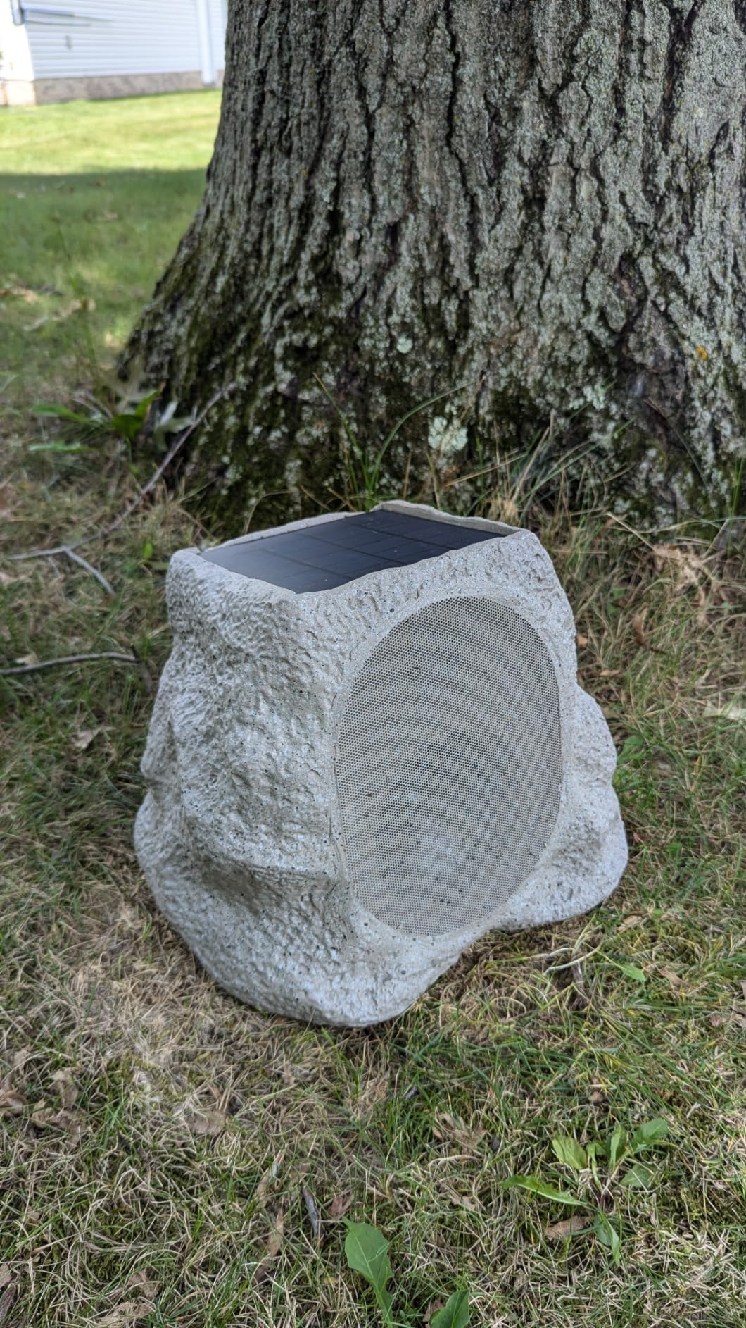 Victrola Rock Speaker Connect, Stone, Wireless Outdoor with Bluetooth 5.3, 22-Hour Battery Life, with Solar Charging, Link Up to 20 Rock Speakers, IP65 Water & Dust Resistant customer photo 1