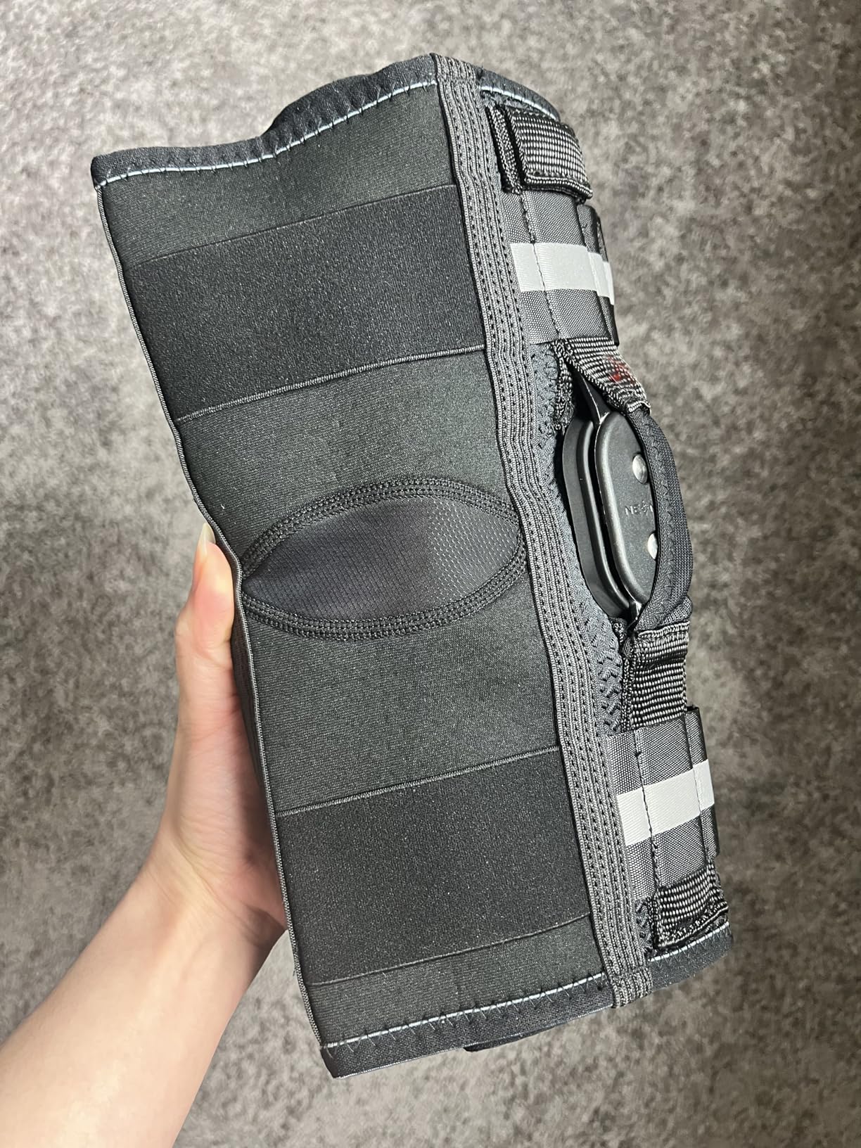 NEENCA Professional Knee Brace for Knee Pain, Hinged Knee Support with Patented X-Strap Fixing System, Medical for Pain Relief, Arthritis, Meniscus Tear, ACL, PCL, MCL, Runner, Sport -FSA/HSA Eligible customer photo 1