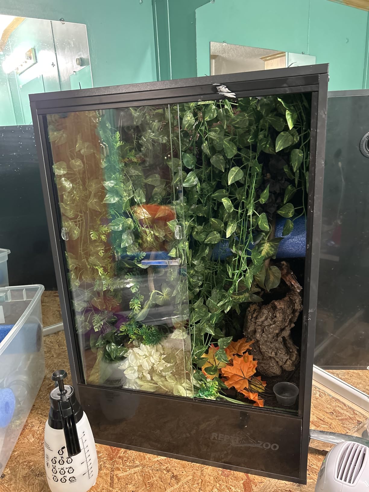 REPTIZOO 67 Gallon PVC Tall Reptile Tank, 24 x18x36 inch Large Reptile Terrarium for Gecko Lizard Chameleon Frog Snake, Enclosure Habitat with Sliding Door & Top Screen Ventilation customer photo 2