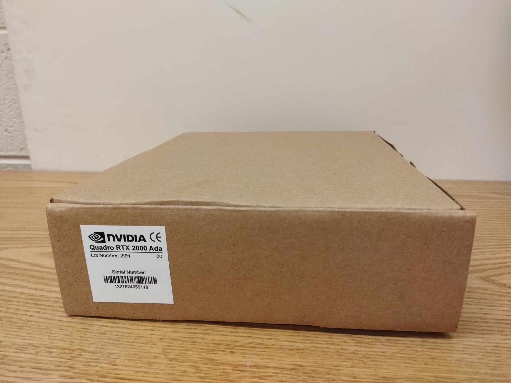 PNY NVIDIA RTX 2000 Ada Generation 16GB GDDR6 PCI Express 4.0 Dual Slot, Low Profil 4X MiniDisplayPort, 8K Support, Ultraleiser Aktiver Lüfter customer photo 2