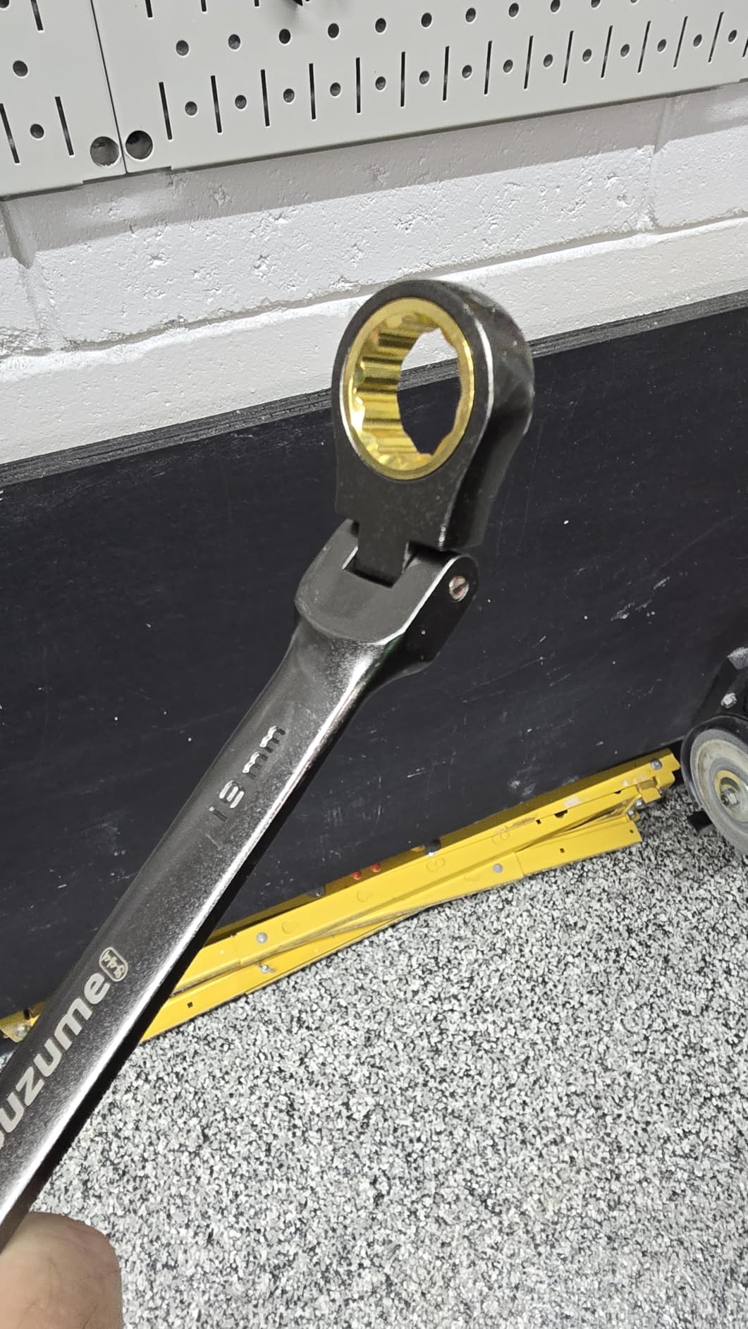 SUZUME 24-Piece Metric and SAE Flex Head Ratcheting Wrench Set 72 Teeth Cr-V Steel Ratcheting Wrench Set with 180° Flex Head Ratchet Wrenches Set For Auto,Machine Repair customer photo 2