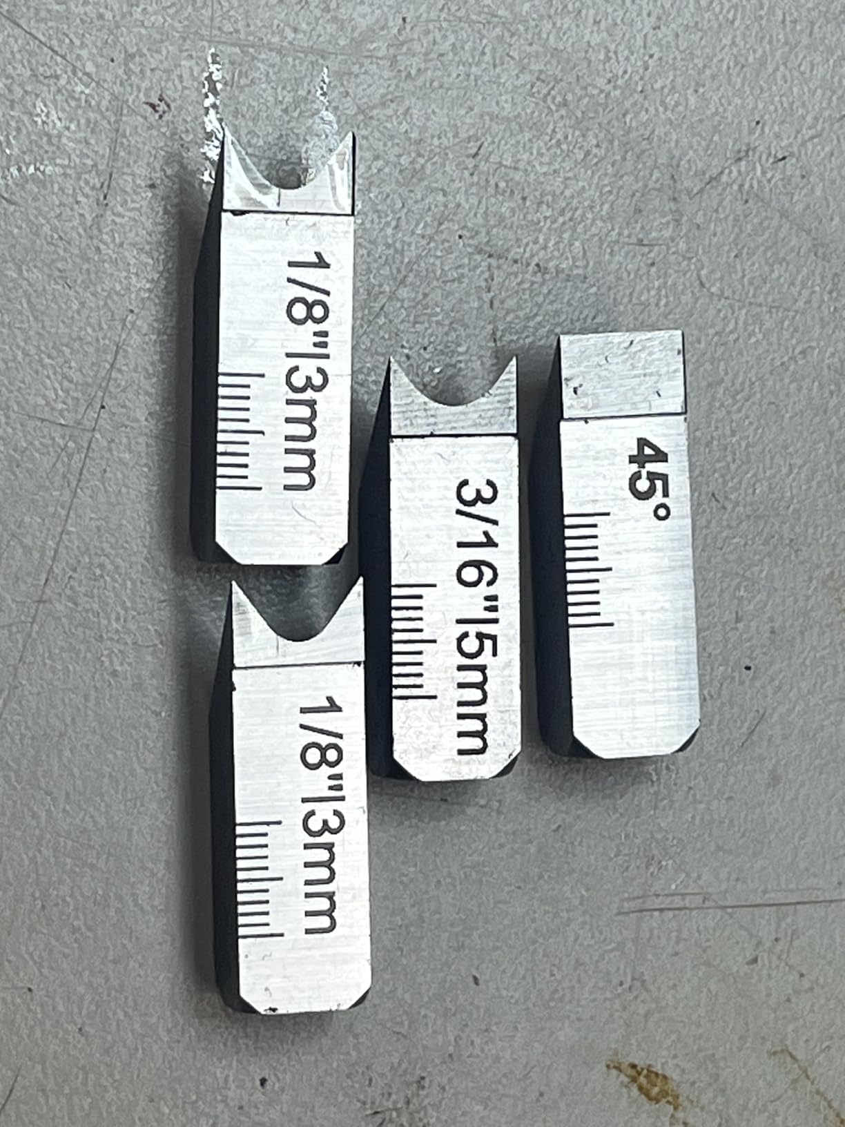 JORGENSEN Chamfer Plane, Edge Corner Plane with 4 Cutter Heads, Storage Space - Hand Plane for Woodworking, Carpenter Woodworking Tools for Edge Trimming of Wood, Edge Corner Flattening customer photo 1