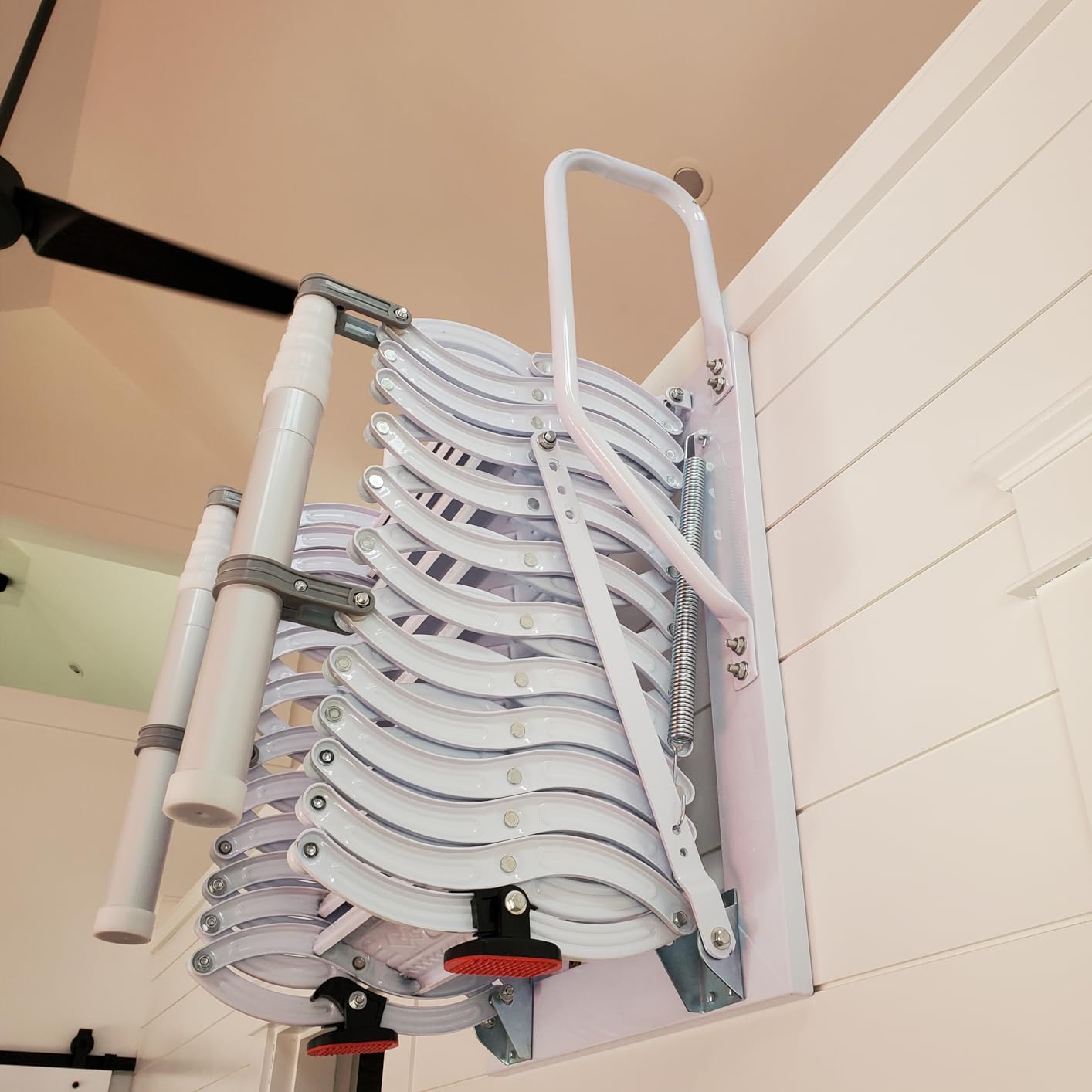 12 Steps Attic Stairs, Wall Mounted Folding Loft Ladder, Retractable Collapsible Stairs, Extension Steps Ladder with Armrests, Telescoping with Pulldown System customer photo 2