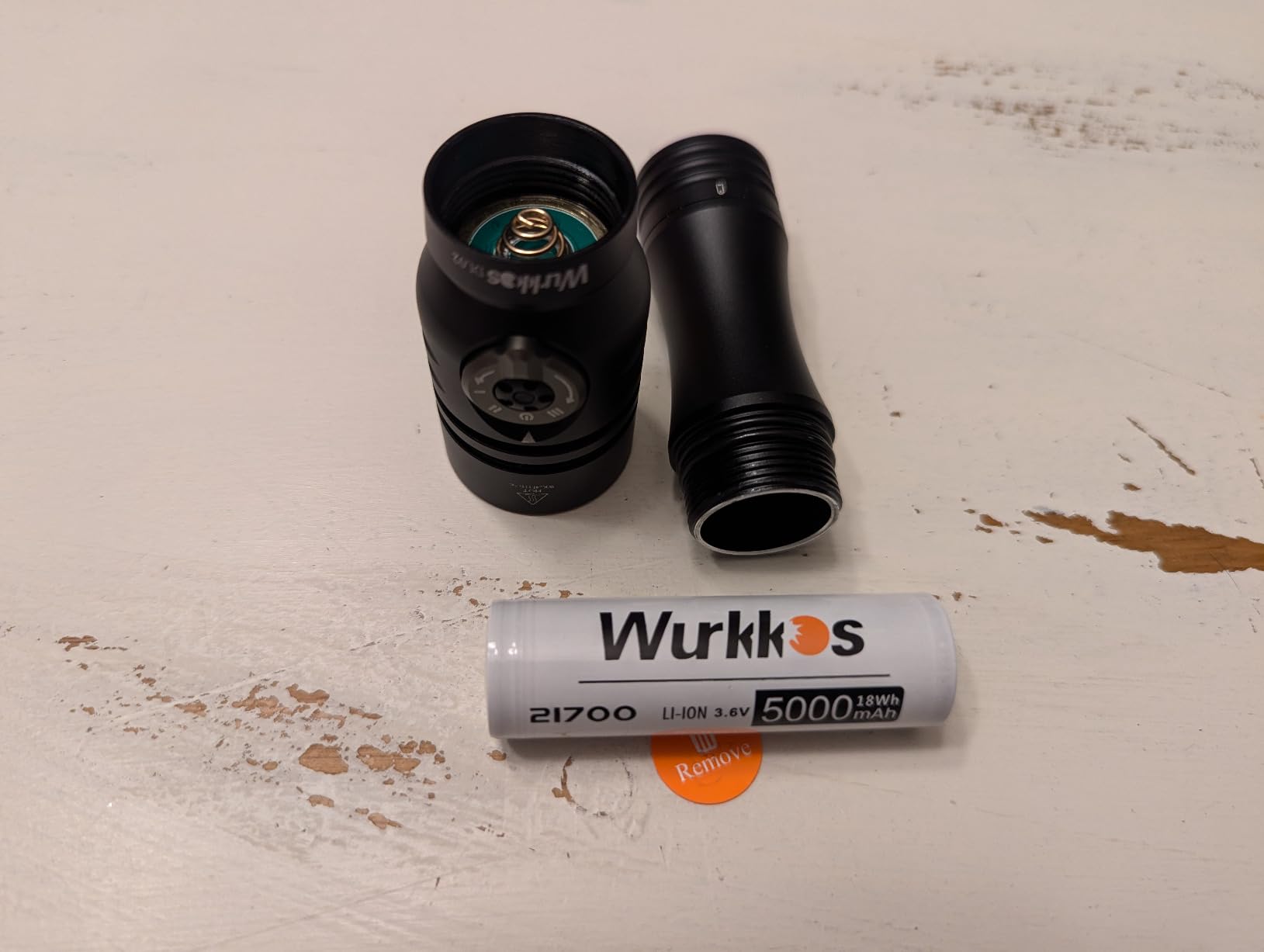 Wurkkos DL02 Scuba Diving Light,3000 Lumens 6500K Dive Light with Rotary Magnetic Switch,IPX8 Waterproof 496M Long Throw 100M Underwater 3 Lighting Modes Submersible Flashlight for Night Diving customer photo 2