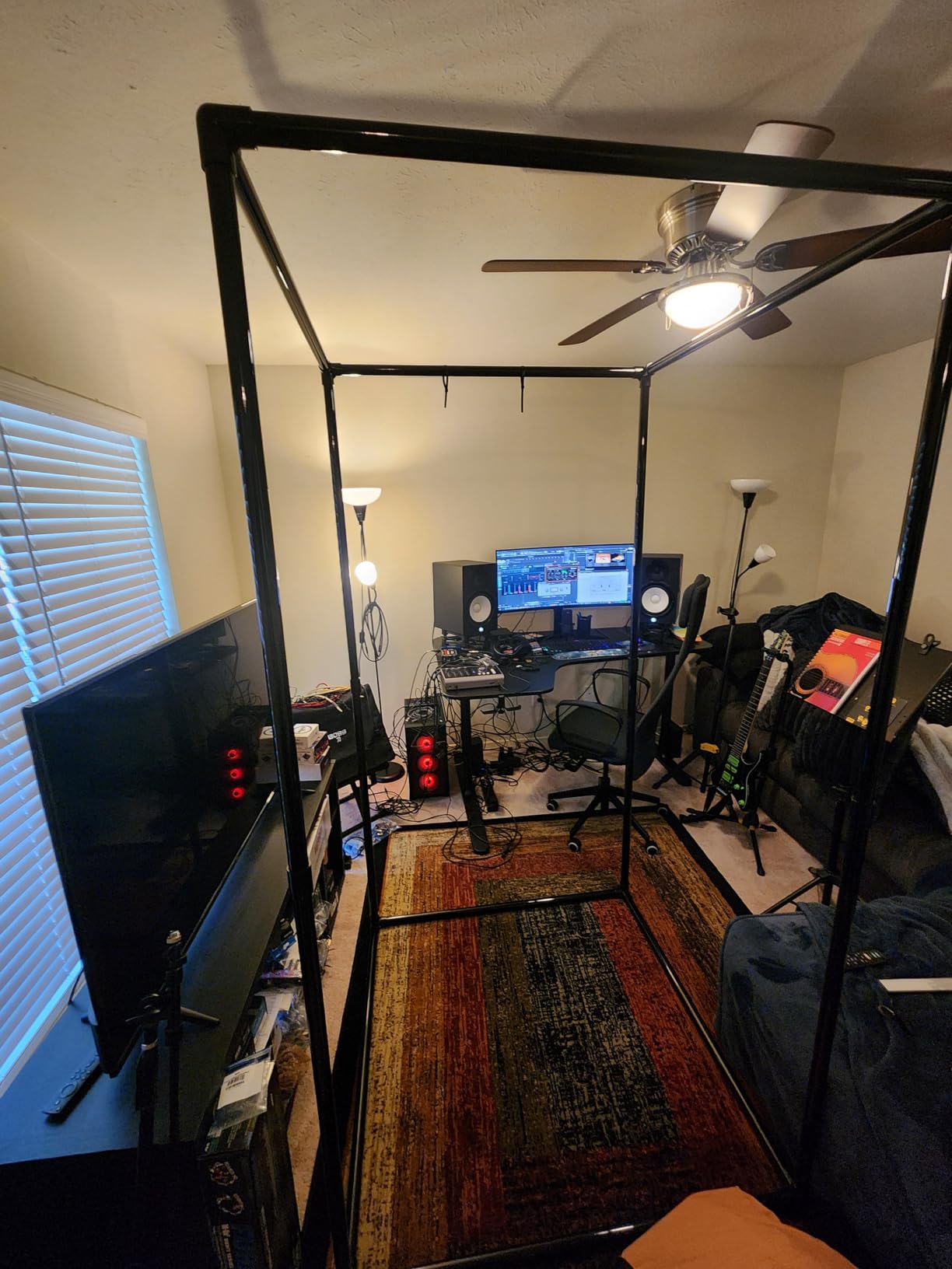 Portable Vocal Booth for Home Studio, Echo-Free Recording Booth for Voice Over, Podcast & Singing, 360° Reverb Isolation with Acoustic Blankets for Studio-Grade Sound customer photo 1