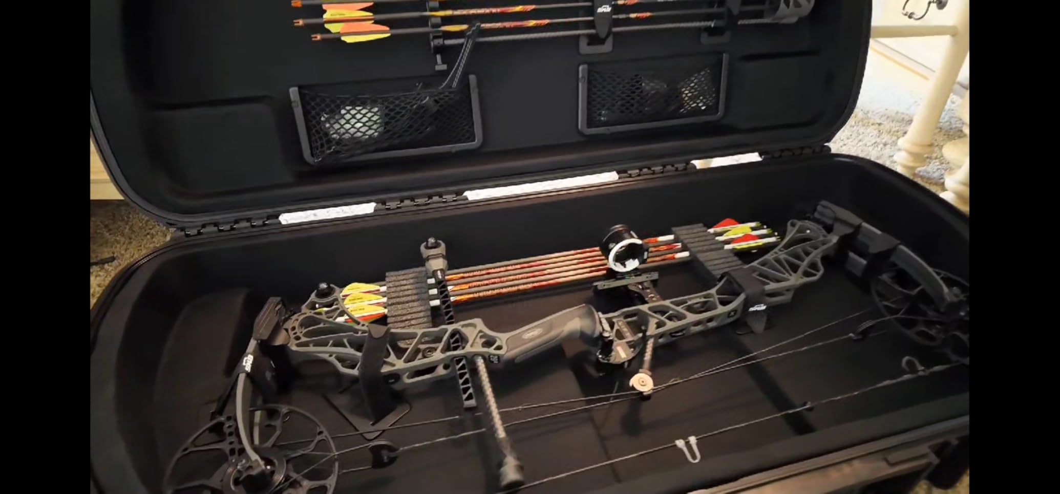 SKB Hard Protective Storage Case for Archery Bow and Arrows, iSeries Shaped Bow Case - Quiver Holder and Gear Box for Hunting Accessories customer photo 1