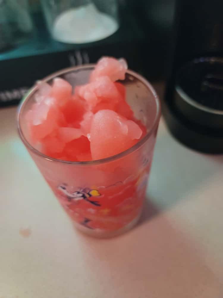 Ninja SLUSHi with RapidChill Technology, 88 oz. Frozen Drink & Slushie Machine, 5 Preset Programs, Margaritas, Frappés, and More, Premium Accents, Black, FS301 customer photo 1