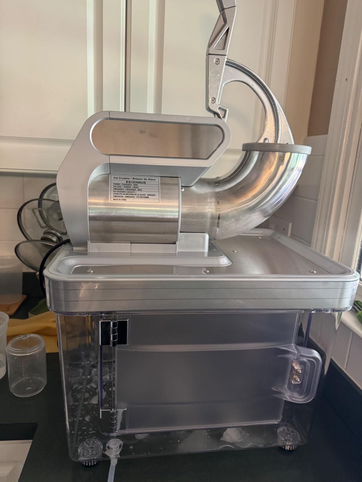 ARLIME Snow Cone Machine, 660 LBS/H 300W Electric Ice Crusher w/Dual Blades & Safety On/Off Switch, ETL-Approved Stainless Steel Commercial Shaved Ice Machine for Home Restaurant Bar, 37L (Grey) customer photo 2