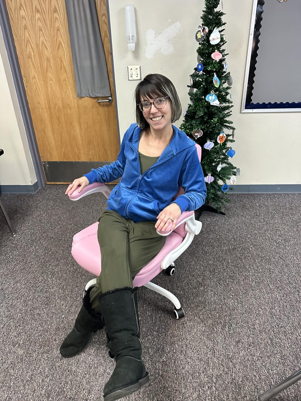 Leather Office Chair, PU Home Computer Desk Chairs with Ergonomic Back Support, Small Gaming Chair with Wheels and Adjustable Armrests, for Short People Use customer photo 2