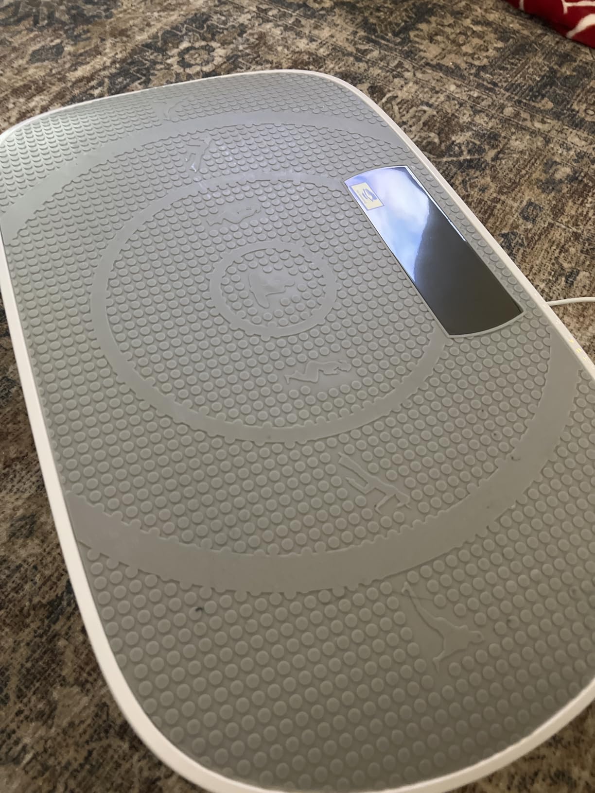 MERACH Vibration Plate Exercise Machine, Whole Body Workout Equipment for Women, Bluetooth and Silicone Pedal, Vibration Plate with Auto Mode, Vibrate Fitness Platform for Home customer photo 1