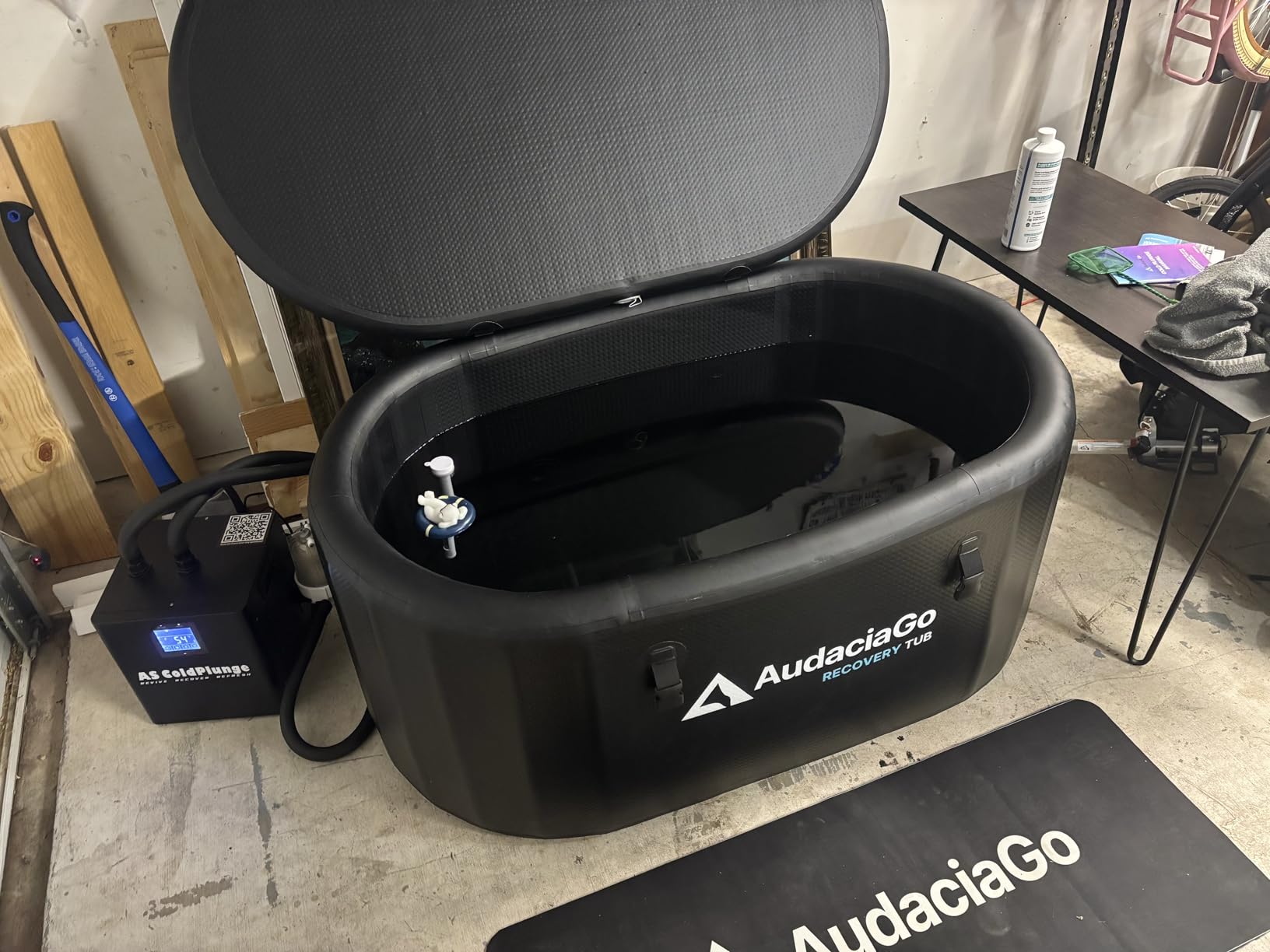 XXL Ice Bath Tub for Athletes, Compatible with Water Chillers, 216-Gallon Inflatable Cold Plunge Tub with Insulated Lid, Thermometer, Water-Absorbent Mat, Portable for Outdoor & Indoor Recovery customer photo 2