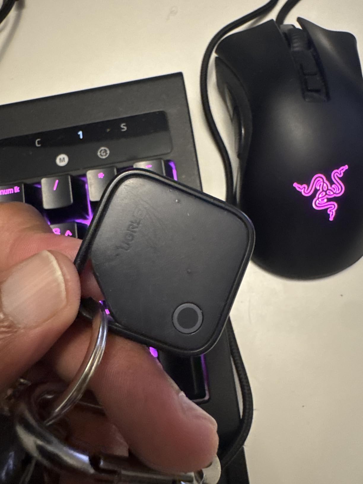 UGREEN FineTrack Air Tracker Tags(iOS Only), 2-Year Replaceable Battery Bluetooth Tracker Compatible with Apple Find My, Item Finder Smart Tag for Keys, Luggage, Wallet - [Apple MFi Certified] customer photo 2