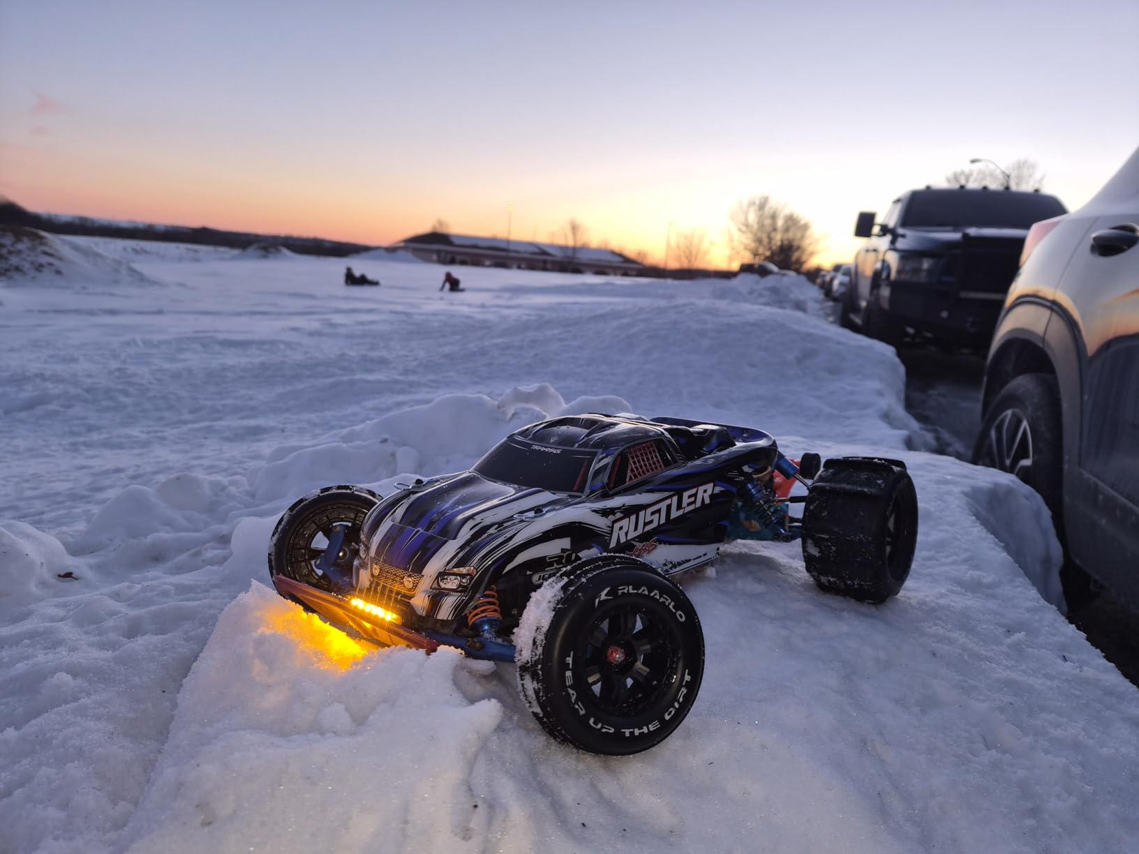 AMORIL RC Paddle Tires, 4PCS Off Road Snow Sand Rubber Tires Hexagon(Side to Side) 12mm Wheels Replacement for 1/10 Truck customer photo 1