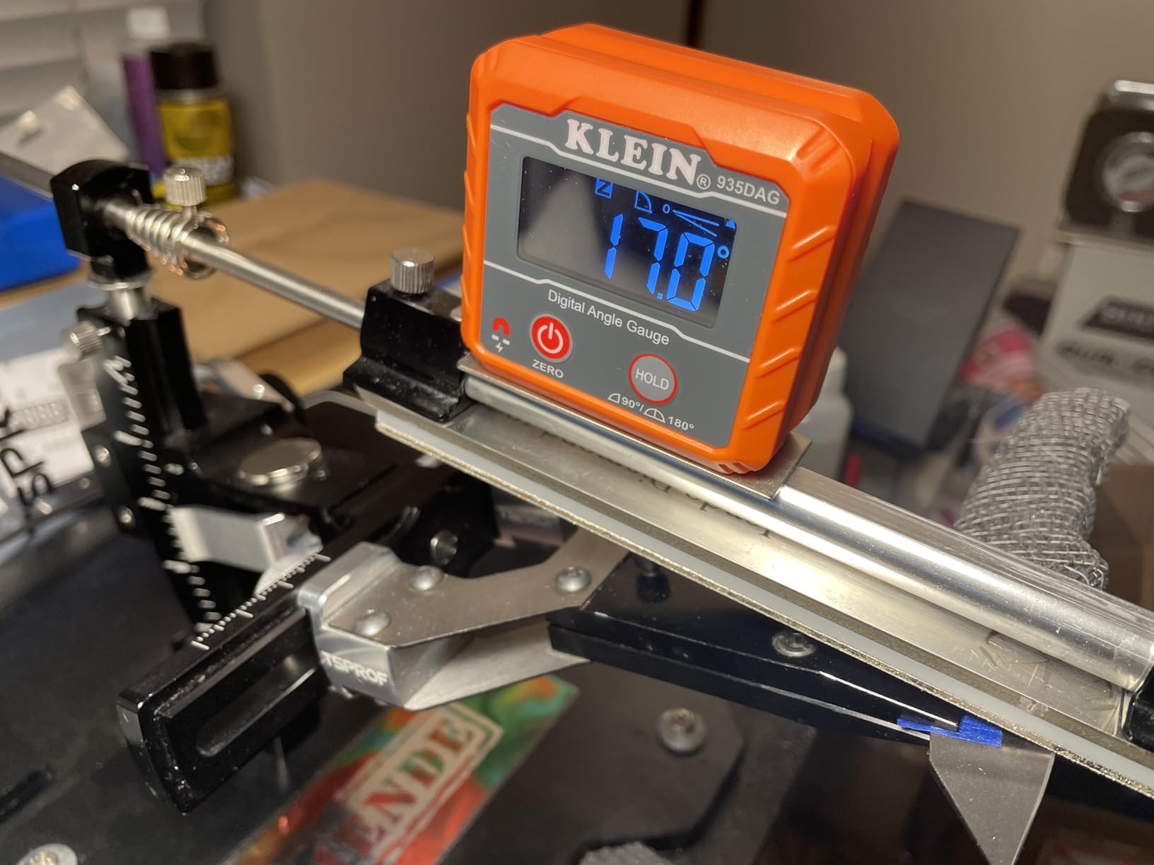 GEN3 Guided Knife Sharpening System, Aluminium | Professional knife sharpener, Knife Sharpening Kit W / 3 Al Plates Diamond (320#, 800#, 2000#) for For Hunting & Kitchen Knives customer photo 1