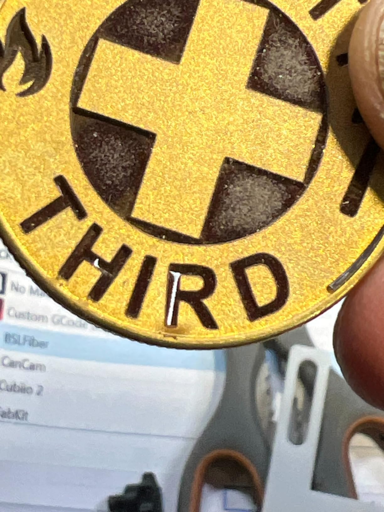 GWEIKE G2 20W Fiber Laser Engraver, 15000mm/s Speed Portable Laser Marking Machine, 110x110mm Working Area, Desktop Handheld 2-in-1 Laser Engraver Machine for Jewelry, Leather, Dog Tags, Metal customer photo 2