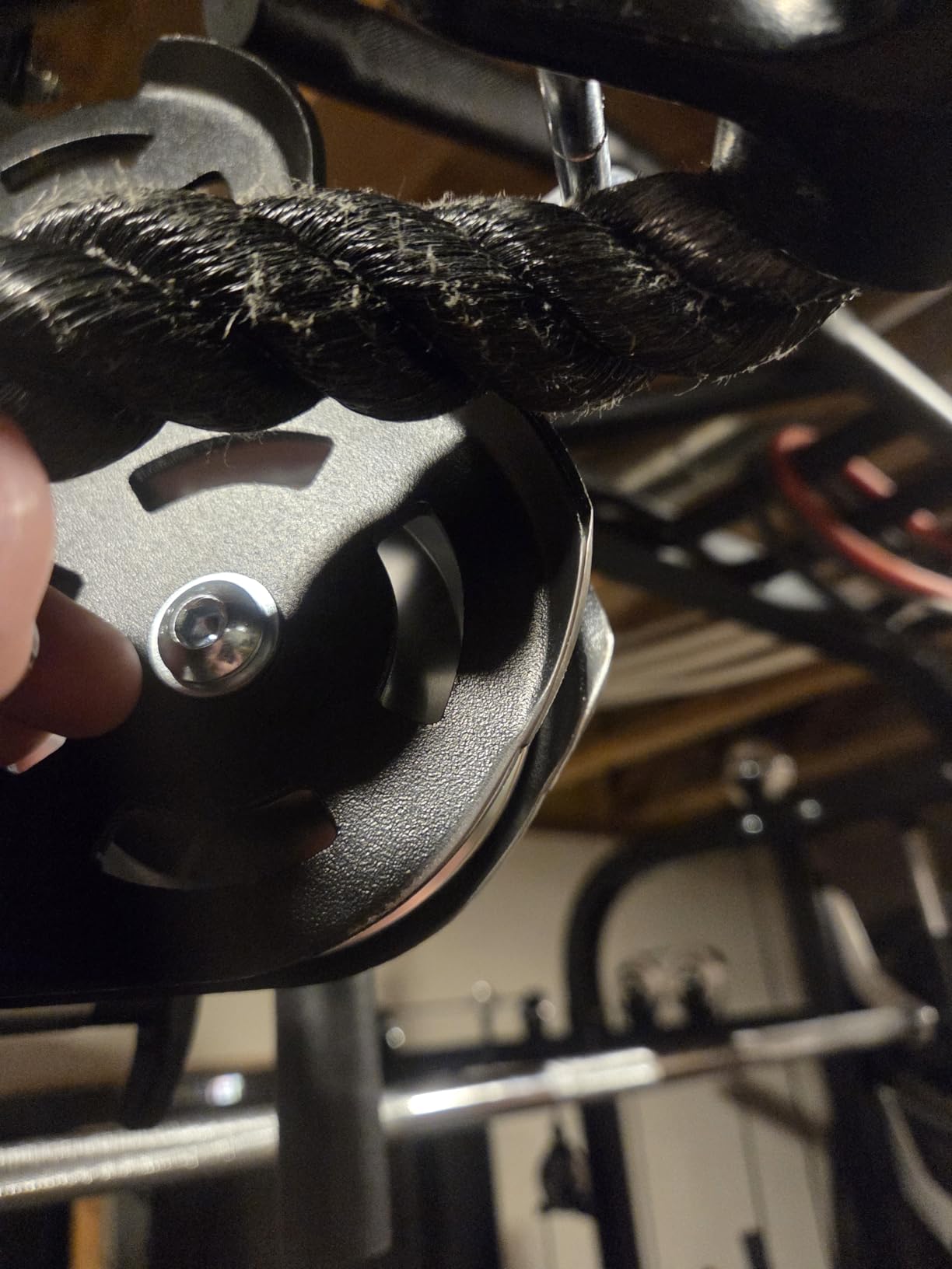 DONOW Smith Machine with Weight Stacks, Multi Function Home Gym System Training Power Cage Squat Rack Dual Cable Crossover Machine All in One customer photo 1