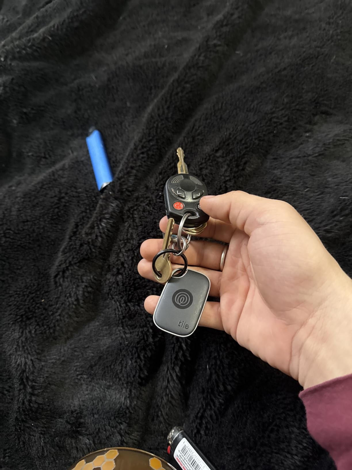 Life360 Tile Pro - Powerful Bluetooth Tracker, Key Finder and Item Locator for Keys, Bags and More. Both iOS and Android Compatible. Phone Finder. 1-Pack (Black) customer photo 1