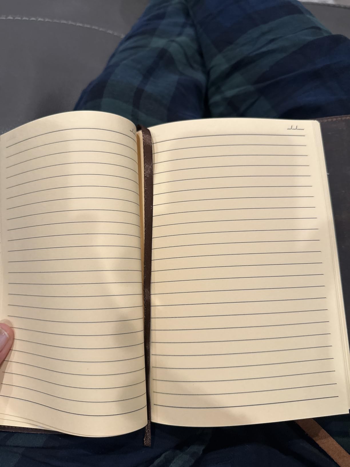 Premium Leather Journal for Men Women - Refillable Leather Notebook Cover with Pen - Leather Bound Notebook Lined Paper A5, Travel Journal - Ideal for Writing, Journals, and Notebooks customer photo 1