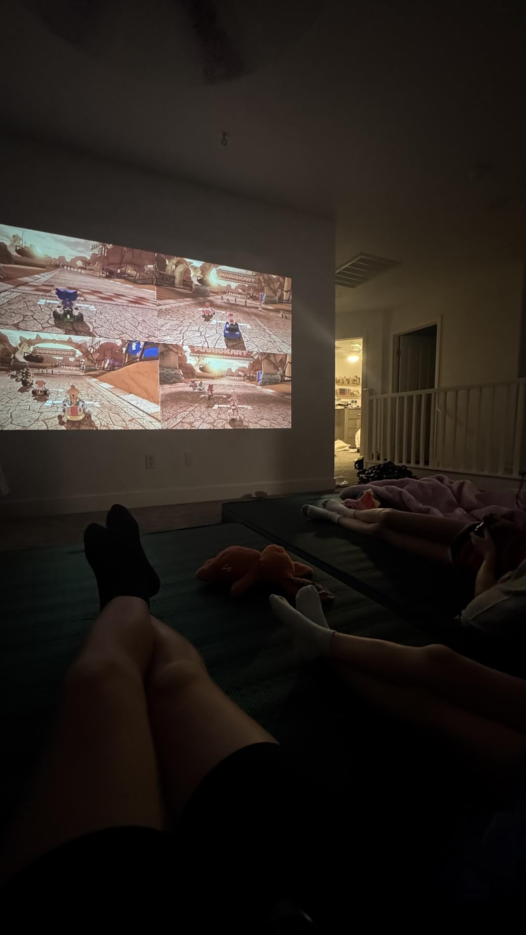 Yaber T2 Outdoor Projector with WiFi 6 and Bluetooth - Native 1080P, Sound by JBL, Built-in Battery customer photo 2