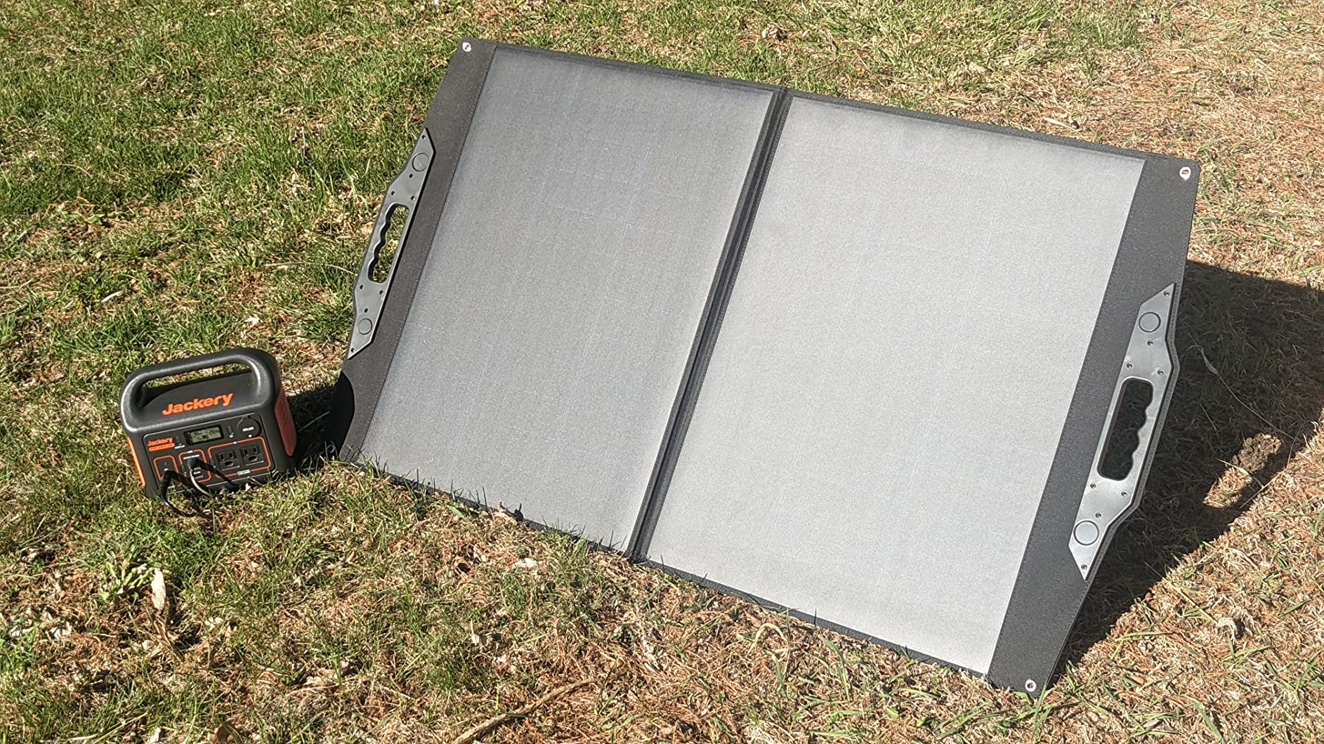 FlexSolar 60W Portable Solar Panels Chargers with PD3.0 USB-C,QC3.0 USB-A and DC Outputs Foldable IP67 Waterproof Power Emergency Camping for Small Power Station Generator,Phones, Power Banks, Tablets customer photo 2