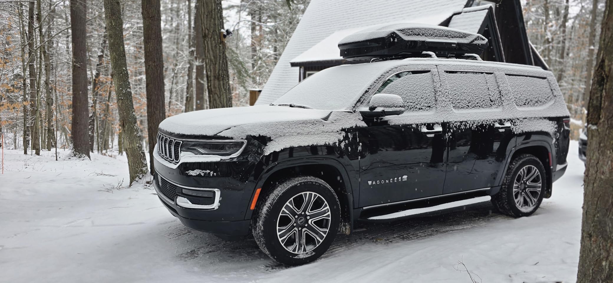 Thule Motion 3 Rooftop Box customer photo 1