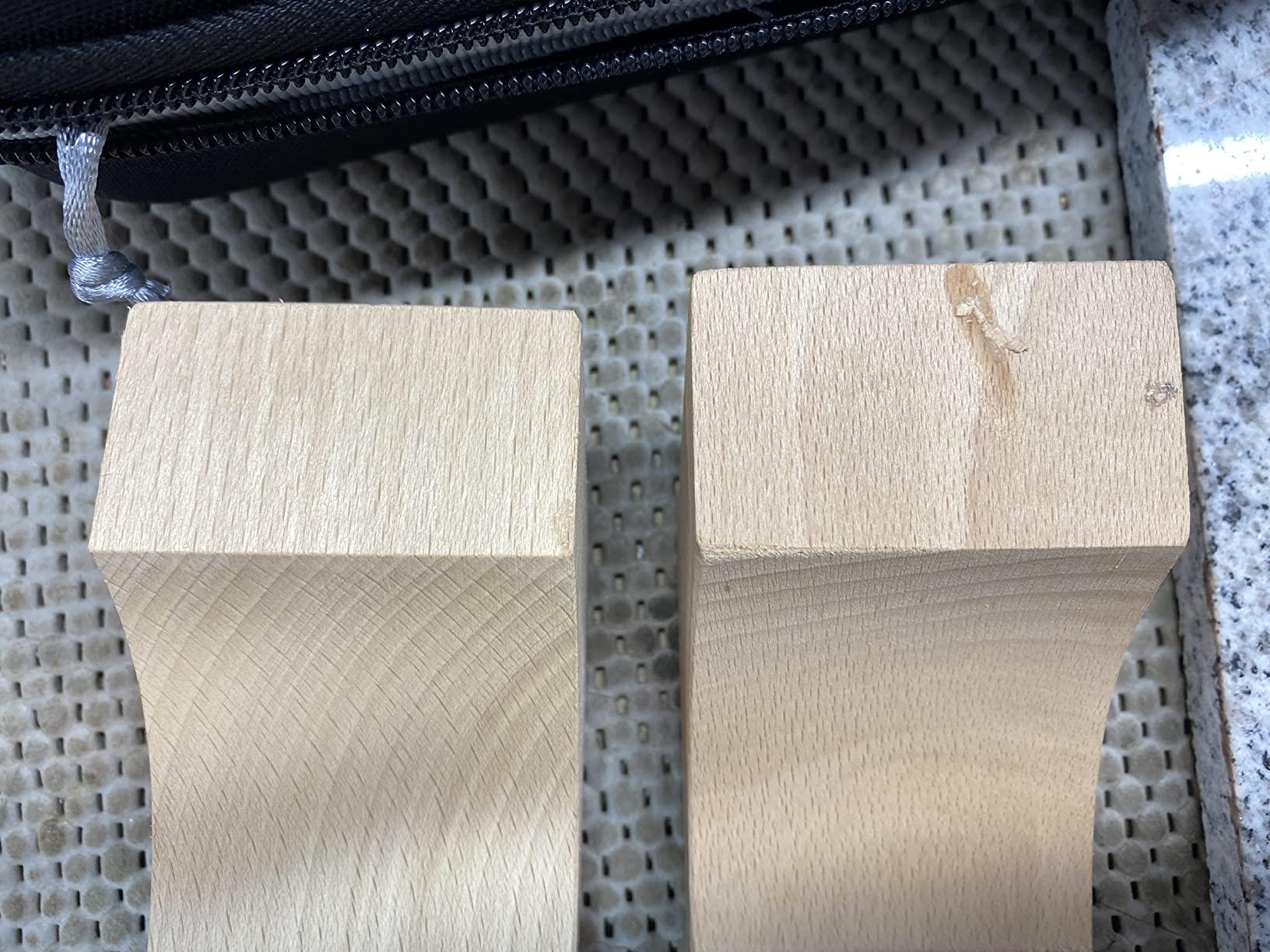 QMNNMA 102PCS Leather Working Tools Leather Crafting Kit with Custom Storage Bag, Stamping Tools for Sewing, Carving, Cutting, Punching, Stamping customer photo 1