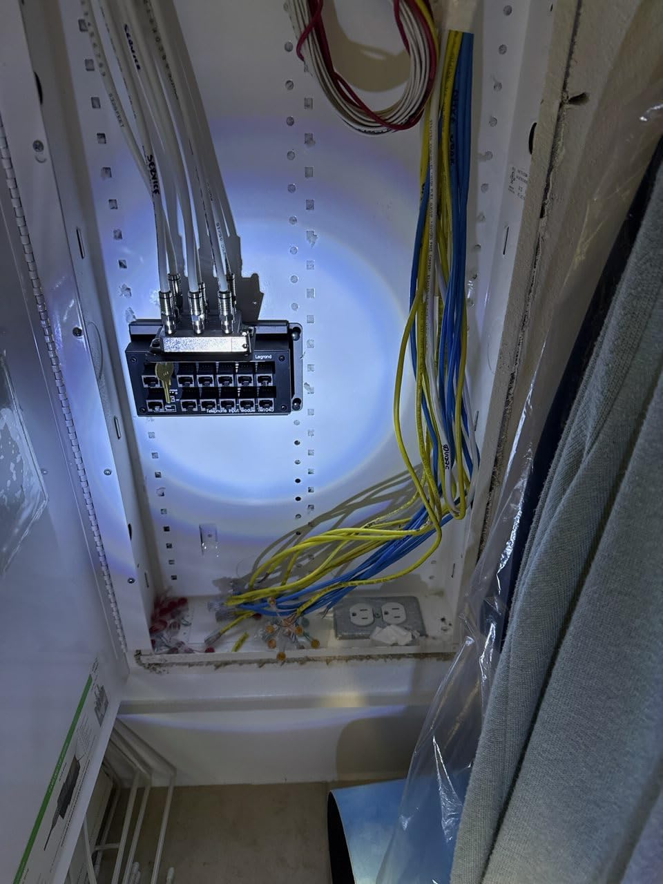 Coaxial(Coax) Cable Tester Portable BNC F-Style RJ45 Ethernet Continuity Cable Tester Checker customer photo 1