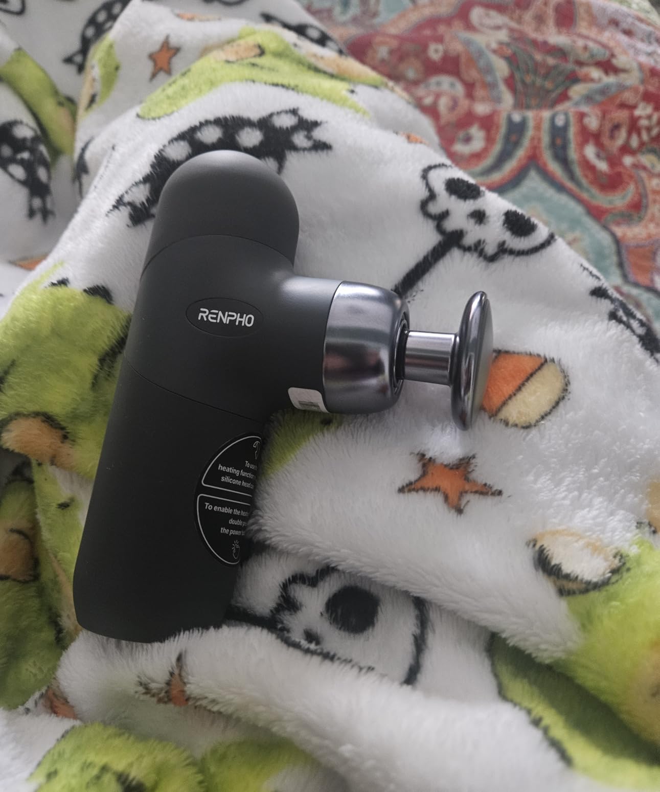 RENPHO Mini Thermal Massage Gun with Heat, Portable Deep Tissue Percussion Massager with 4 Heads for Neck & Back Comfort, Ultra-Quiet Operation for Home, Office & Travel, Includes Compact Carry Case customer photo 1