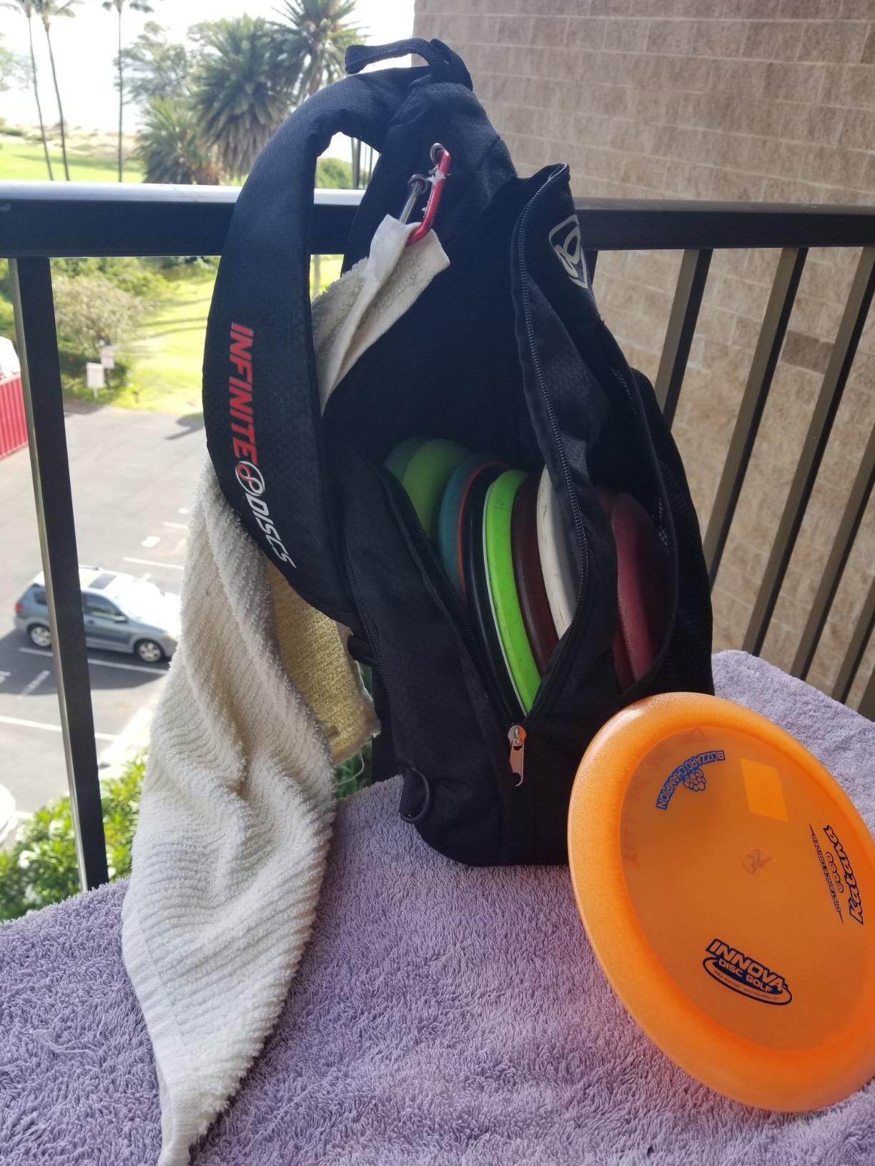 Disc Golf Backpack Slinger Bag | 6-12 Discs | Multiple Colors customer photo 1