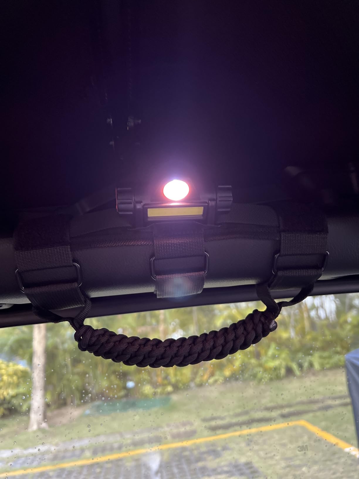moveland Roll Bar Grab Handles with Light for Jeep Wrangler CJ YJ JK JL Gladiator JT UTV Polaris RZR 2 Door 4 Door Jeep Gladiator JT Accessories, Rechargeable Dome Light Durable (Black, 2 Pack) customer photo 2